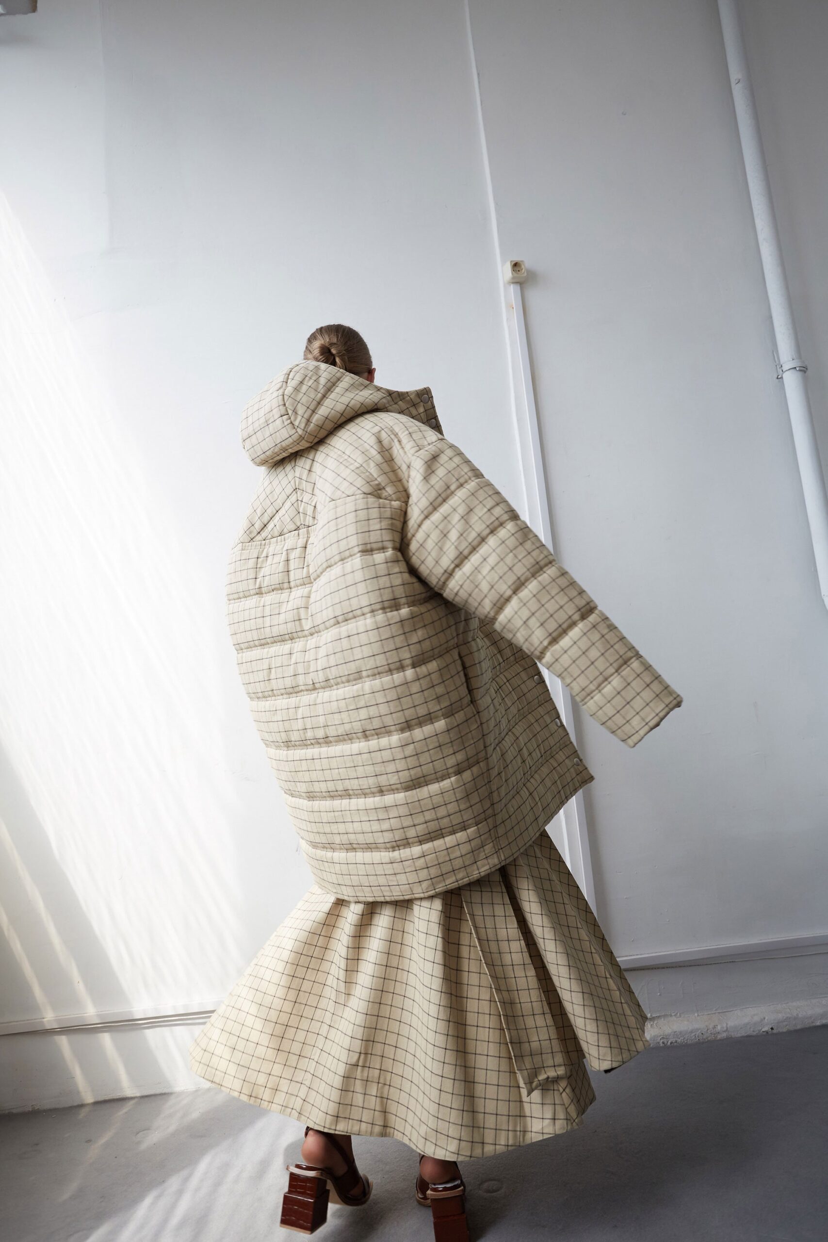 beige cotton long-sleeve hooded oversized checked coat