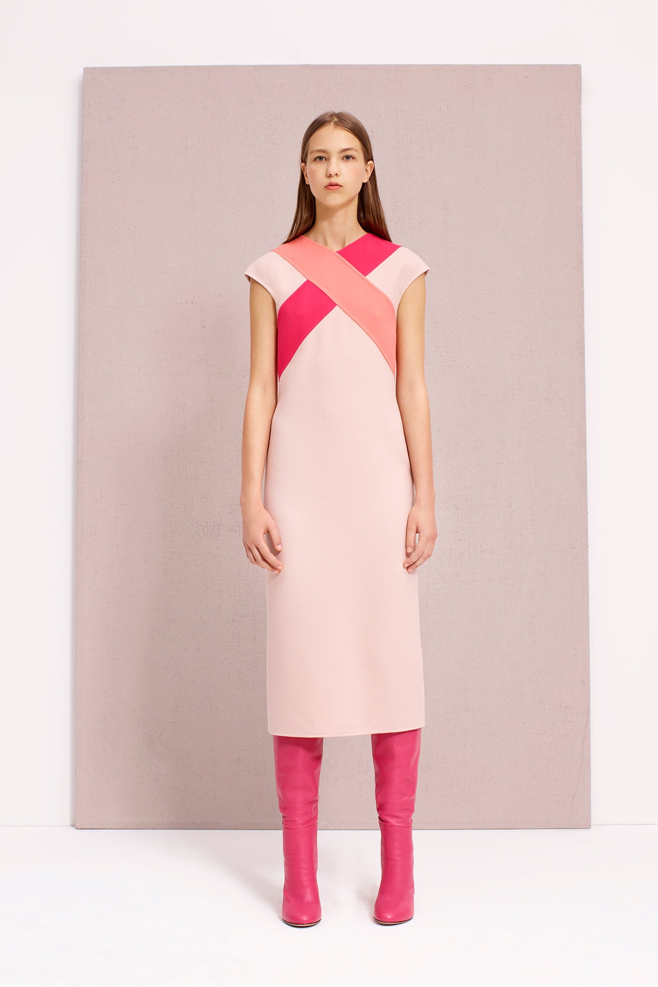pink color-blocked midi dress with boots