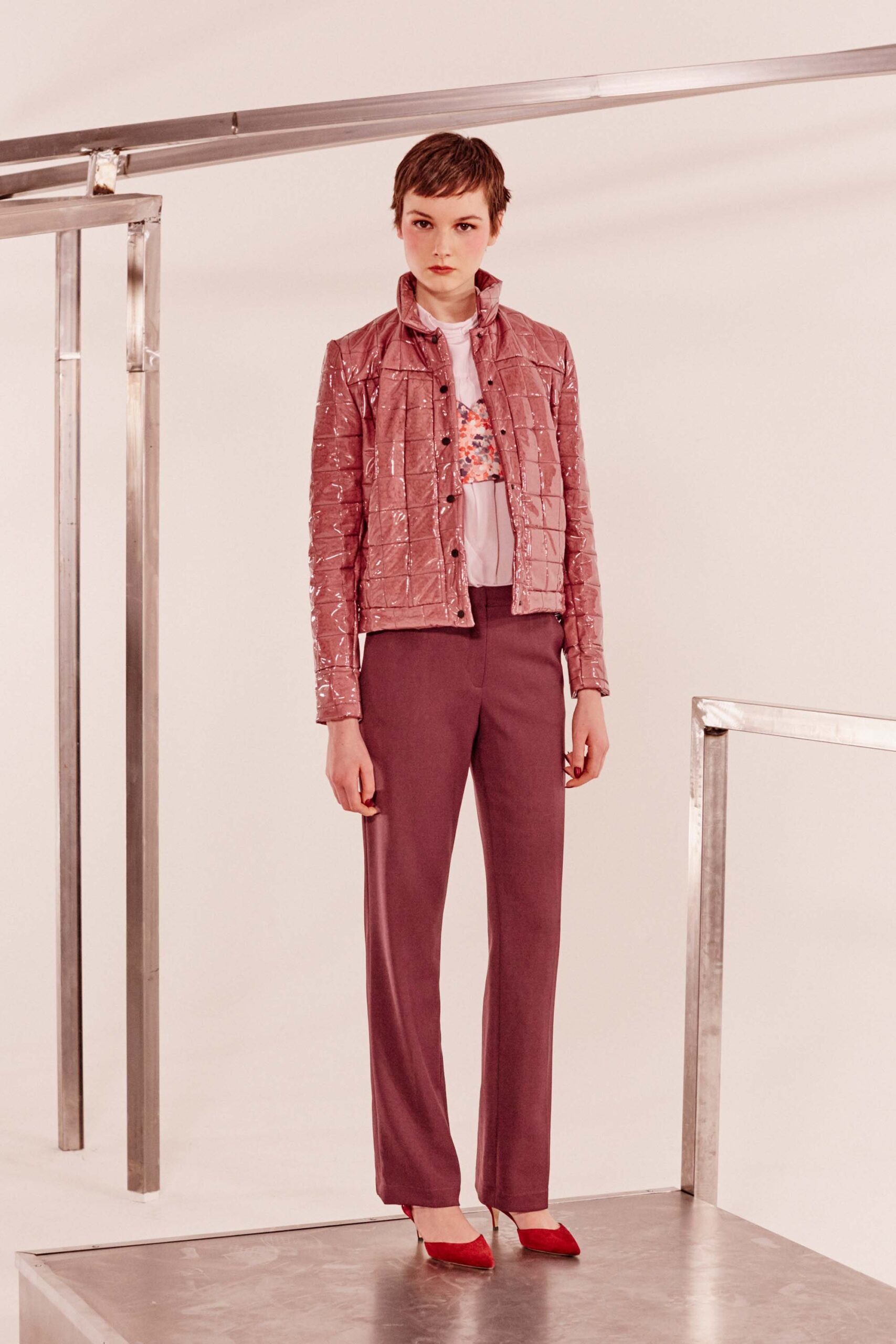 pink silk long-sleeve collared fitted zippered jacket