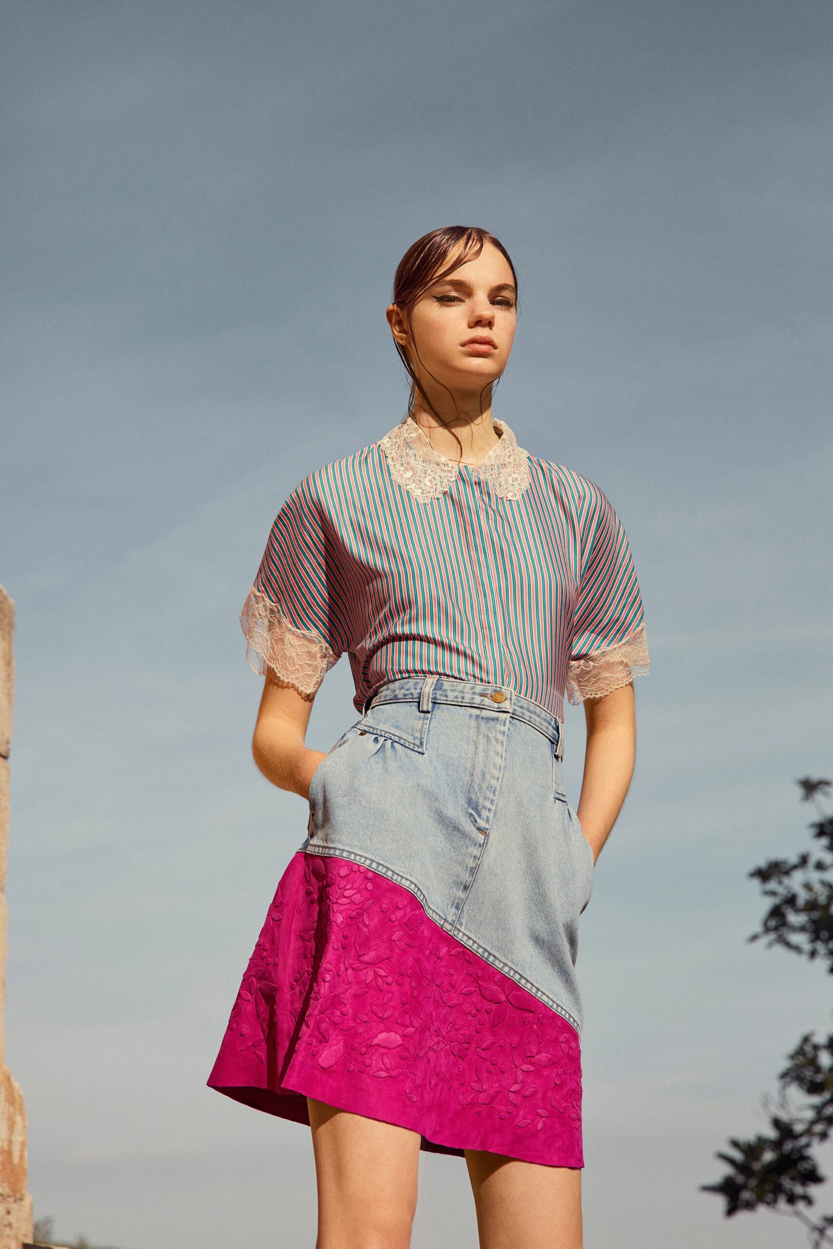 pink denim fitted pleated mini skirt