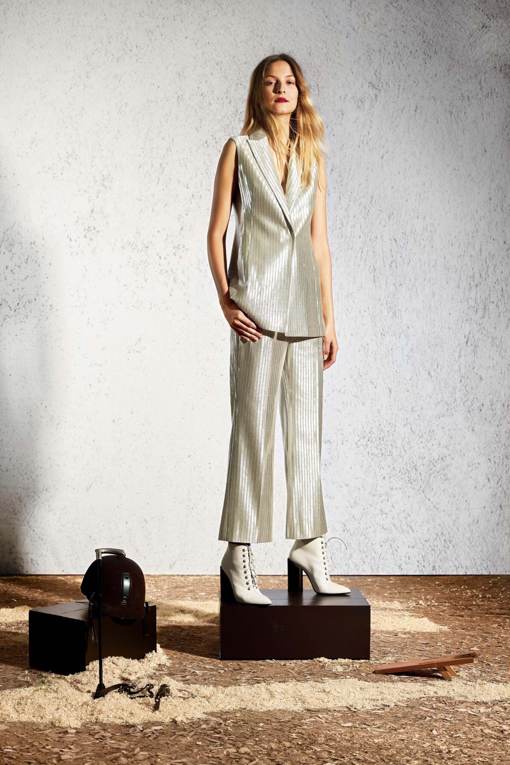 fitted silver metallic suit