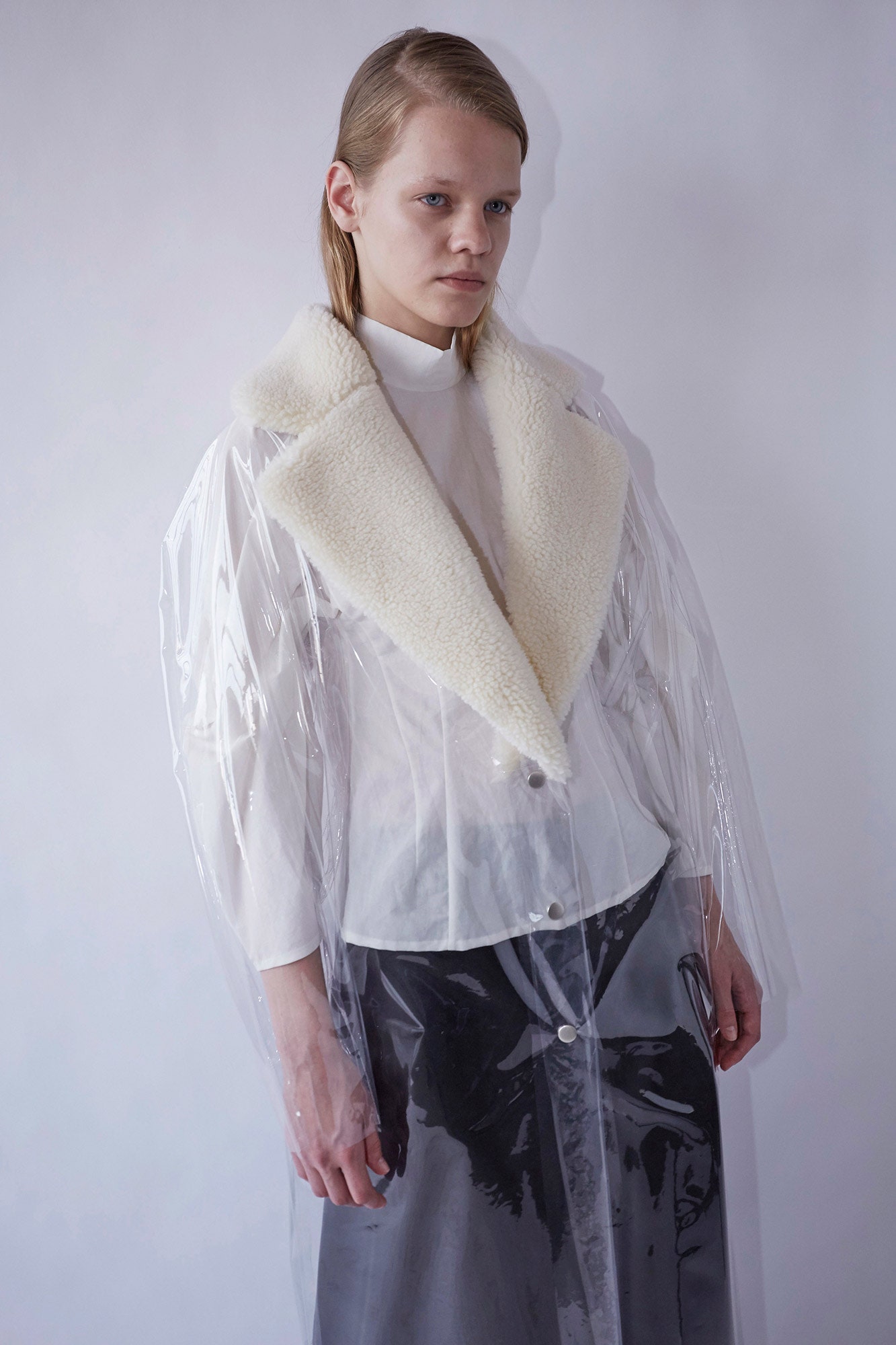 clear vinyl long-sleeve collared relaxed zippered coat