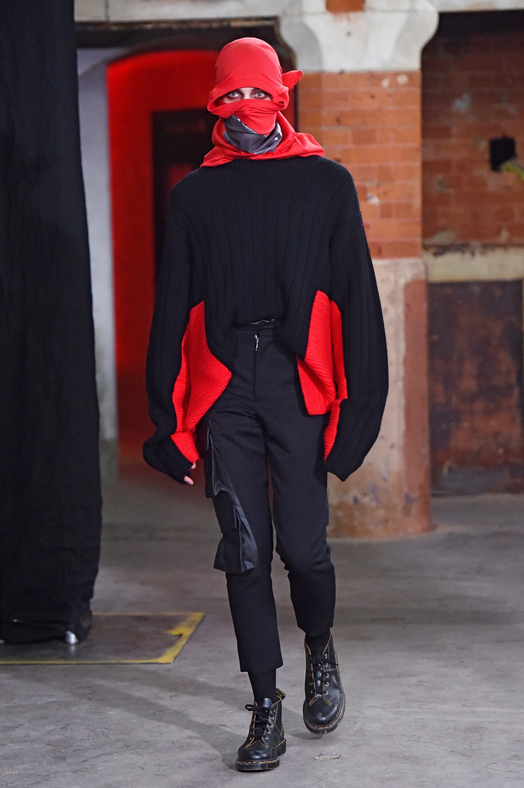 oversized black and red sweater