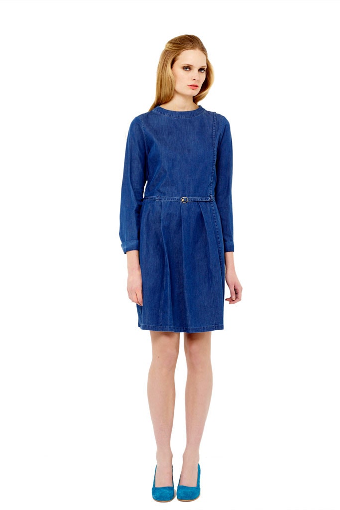 blue denim long-sleeve collared fitted pleated short dress