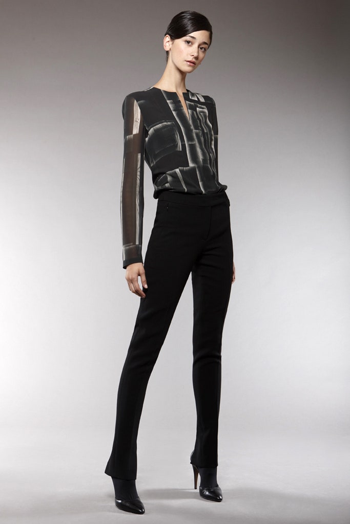 black silk long-sleeve v-neck fitted printed blouse
