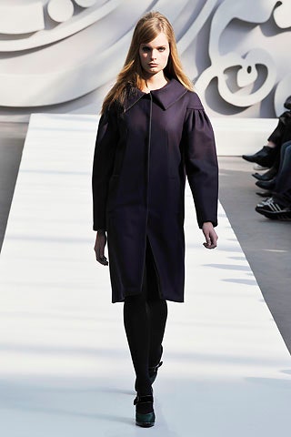 fitted black wool coat