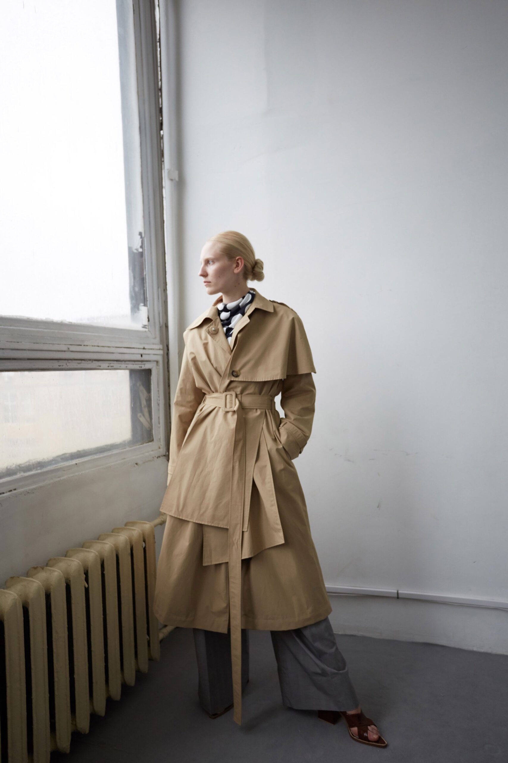 beige cotton long-sleeve collared relaxed belted layered trench