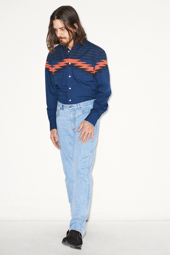 blue printed shirt with light blue jeans