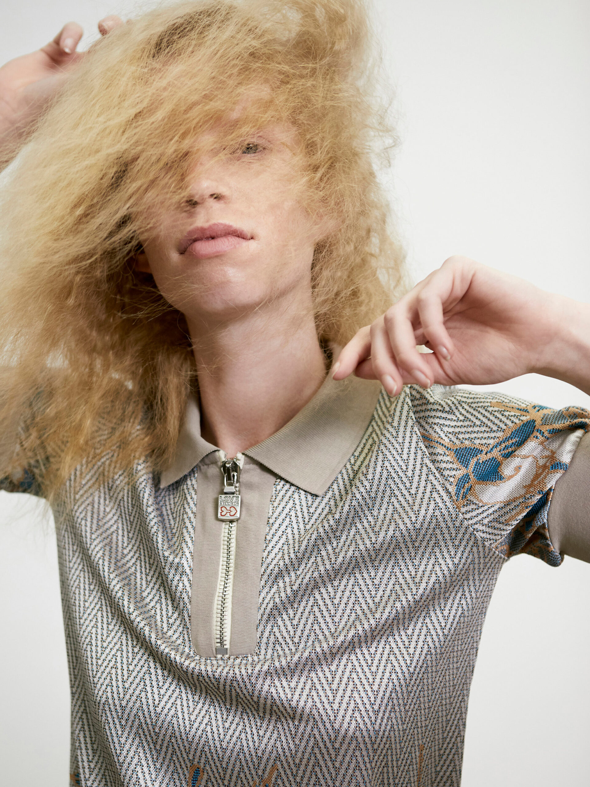 fitted gray collared top