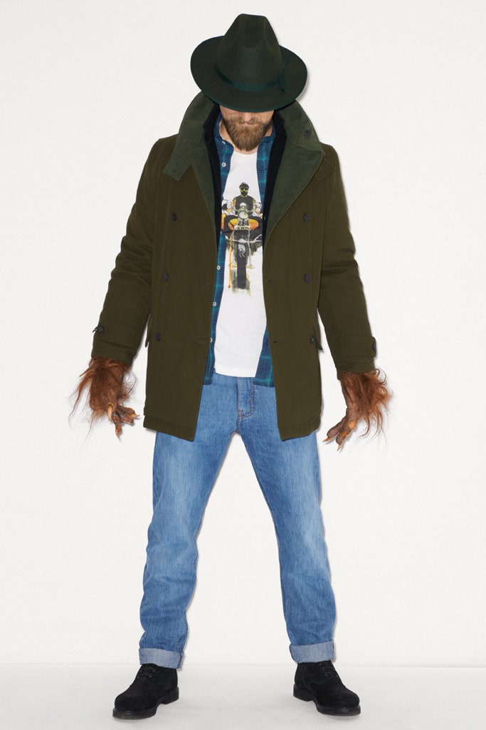 green wool coat with t-shirt