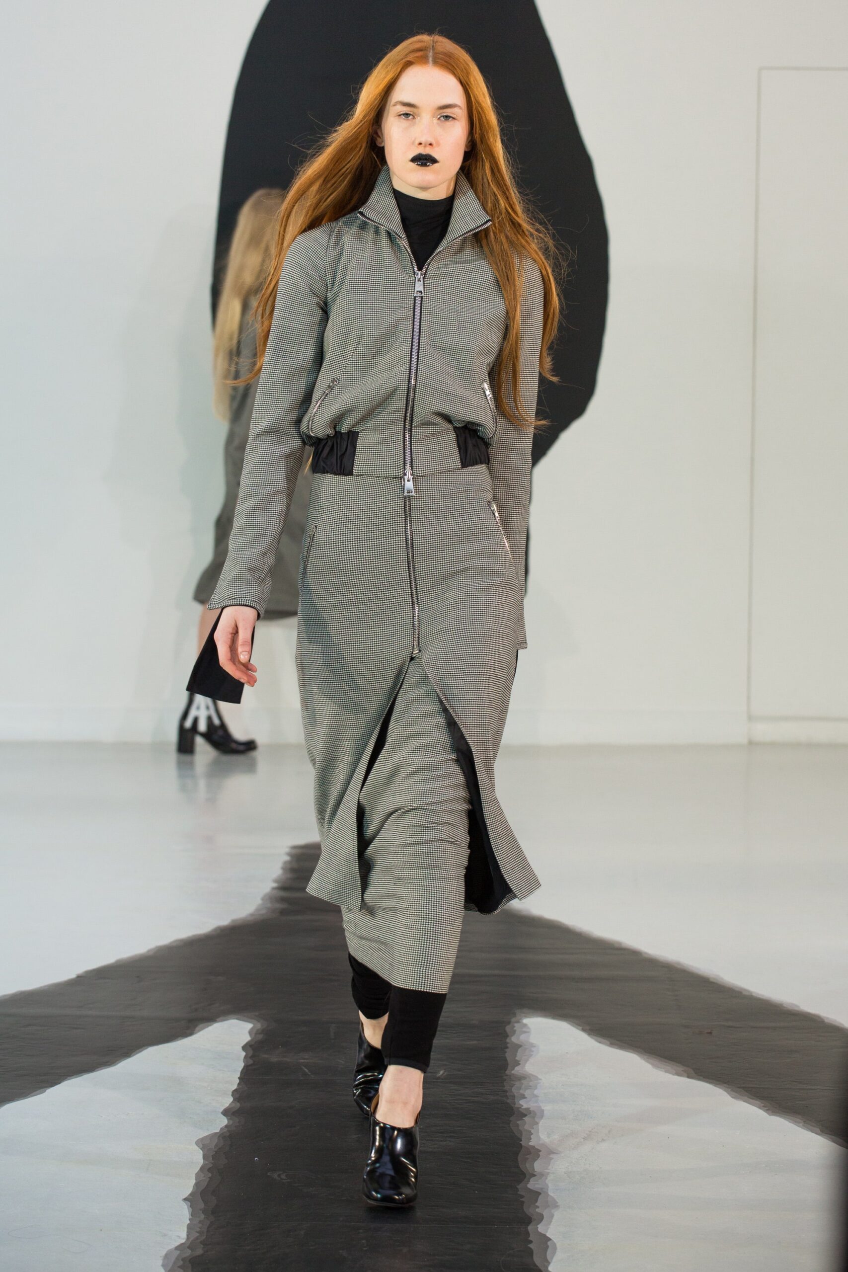 gray cotton long-sleeve v-neck fitted zippered midi dress