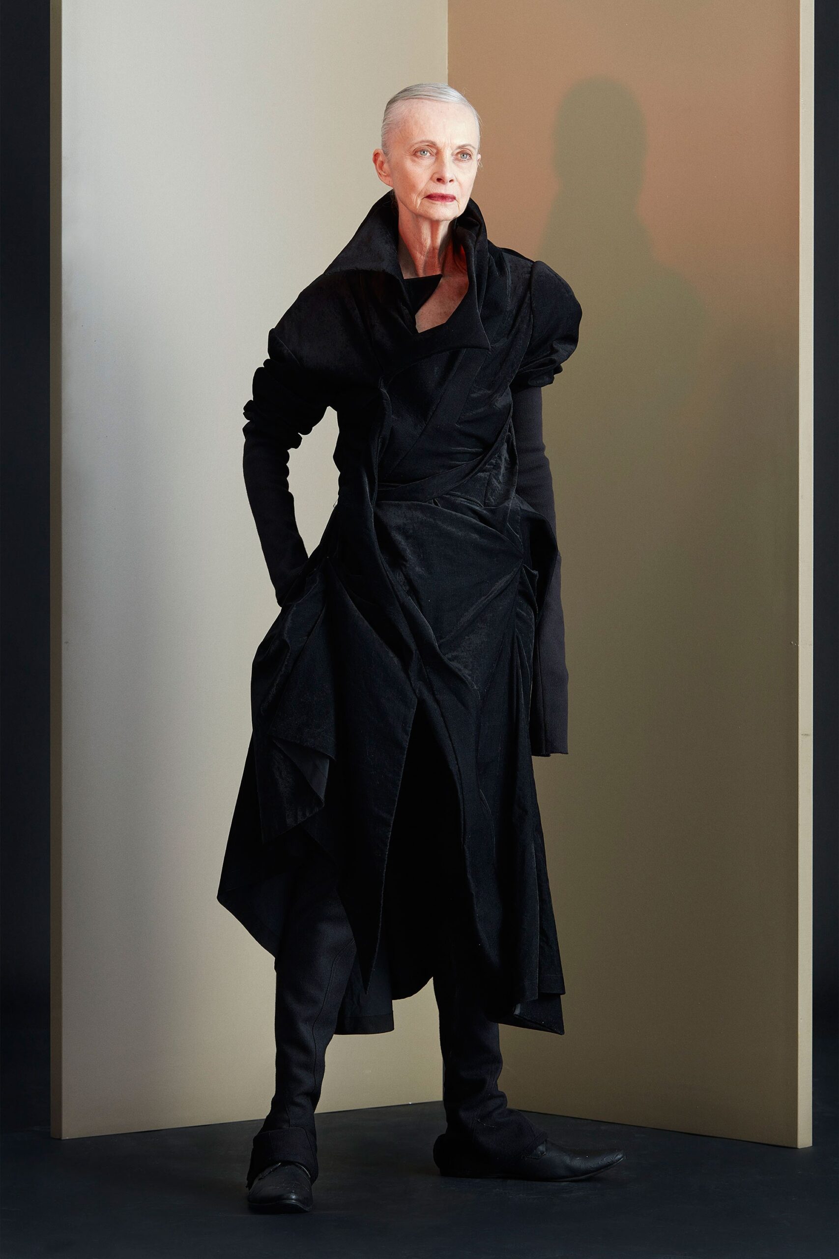 black fitted midi dress with pants