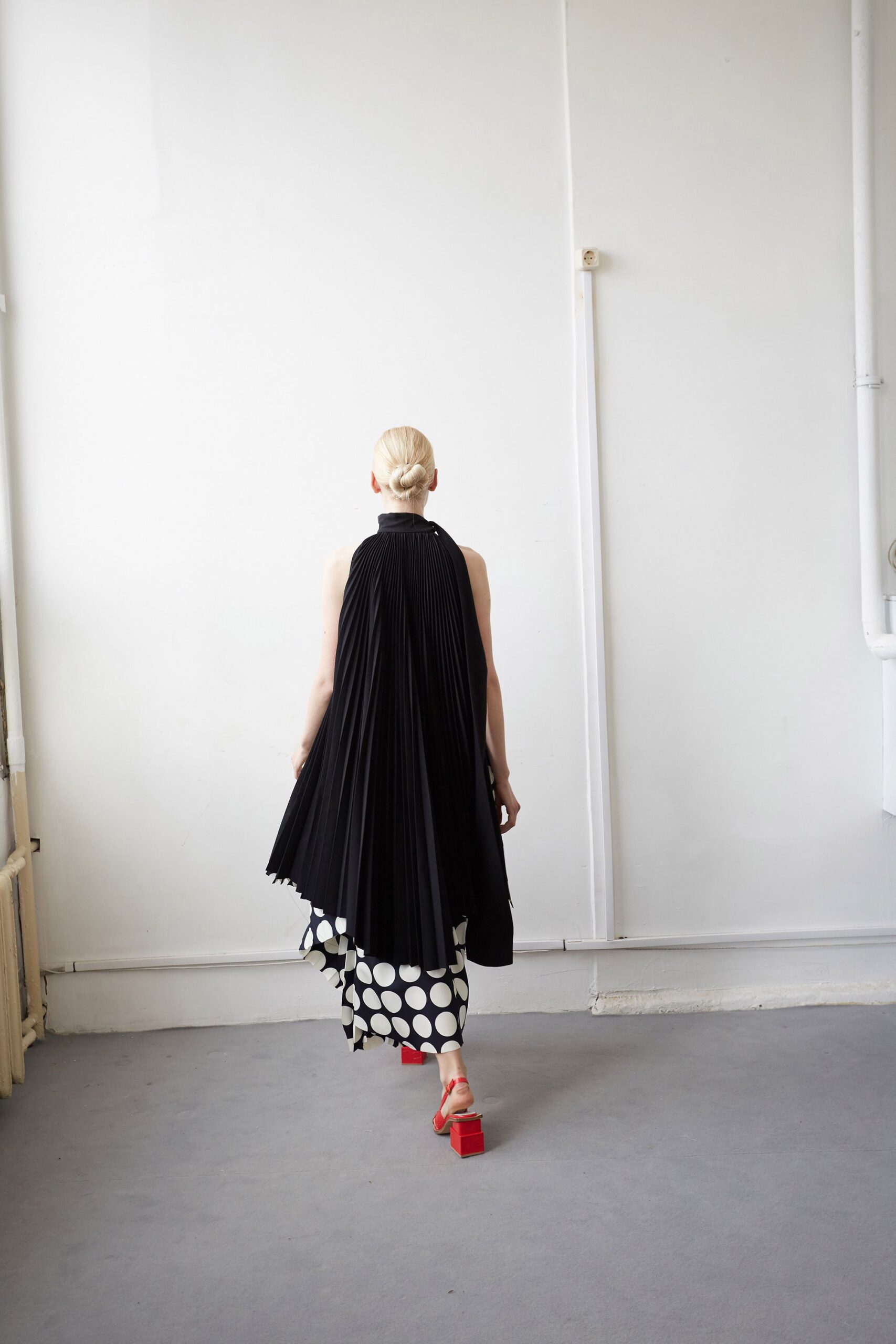 black and white pleated midi dress