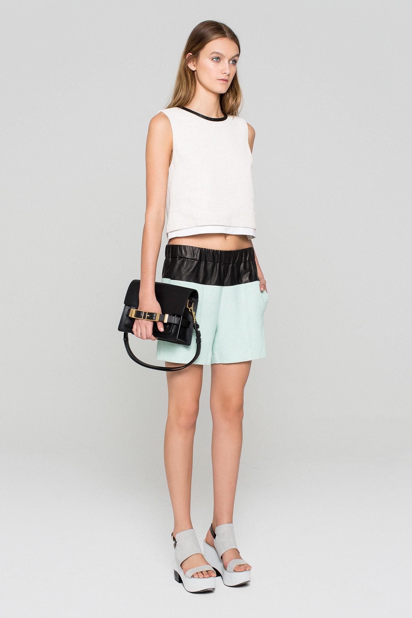 green cotton relaxed pockets shorts