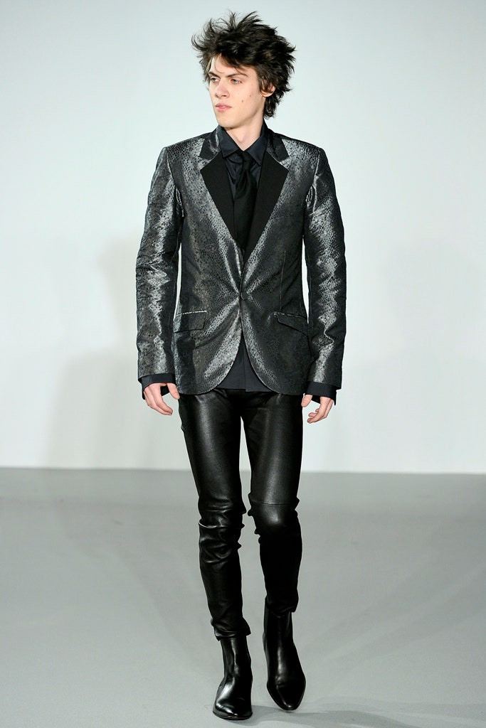 black metallic long-sleeve collared tailored buttoned shiny blazer
