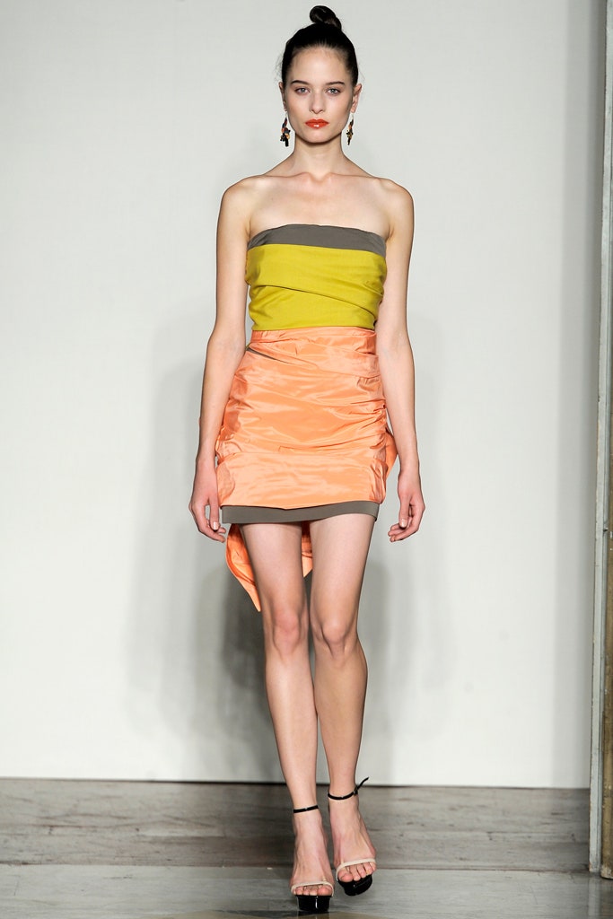 fitted strapless ruched dress