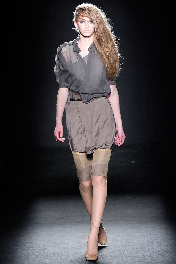 gray silk long-sleeve collared relaxed pleated sheer shirt