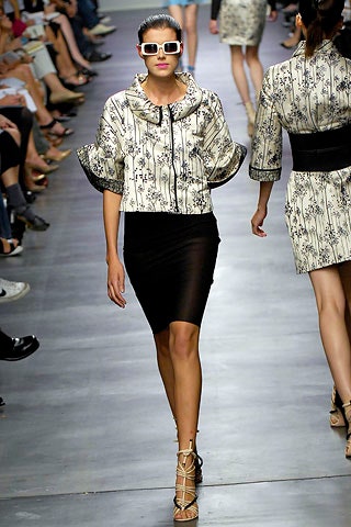 black and white printed jacket with pencil skirt