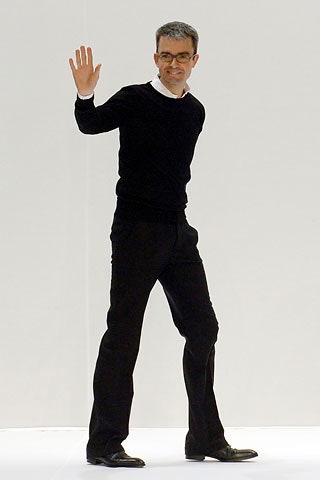 black wool long-sleeve collared fitted sweater