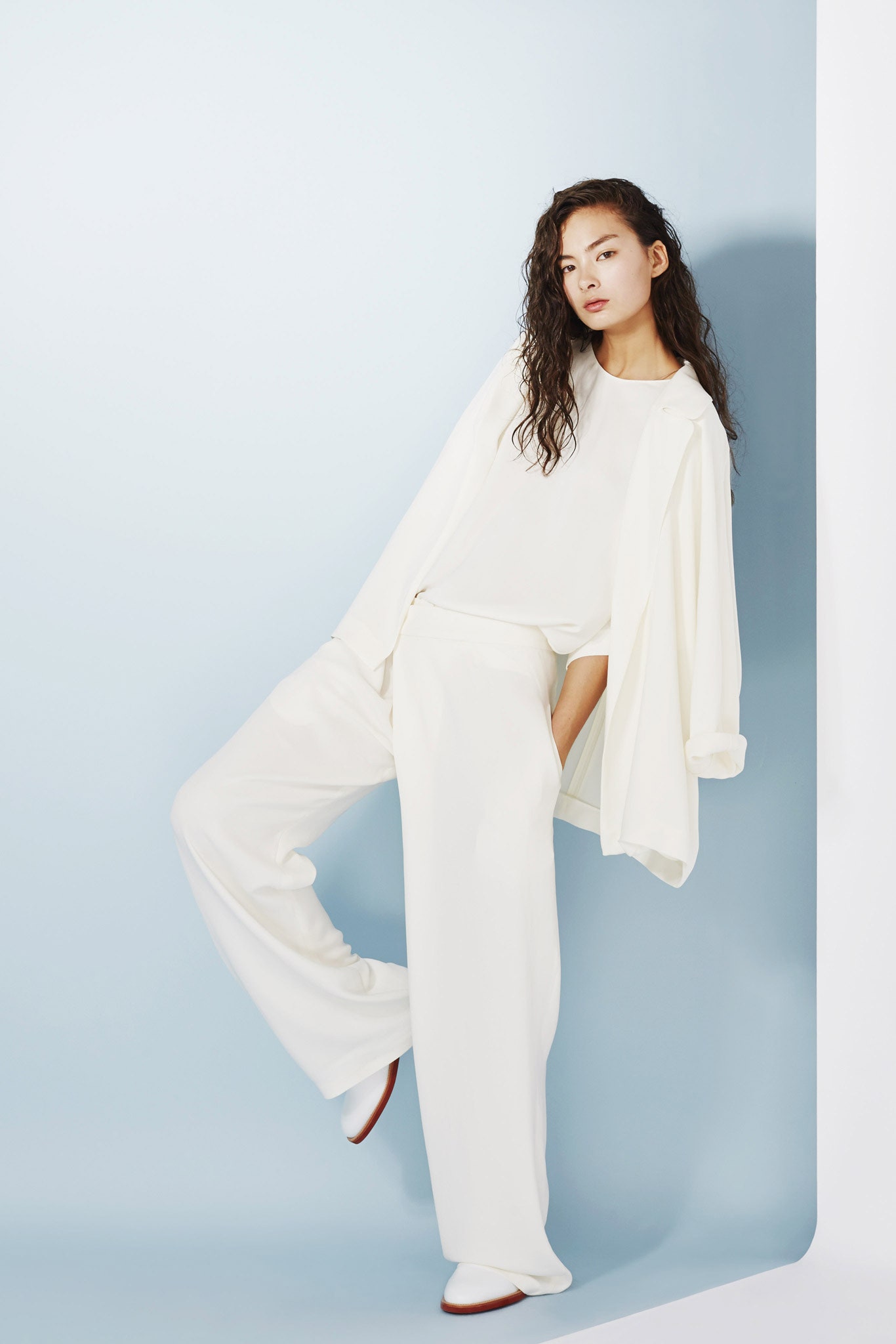 A.W.A.K.E. MODE S/S 14 Look 208