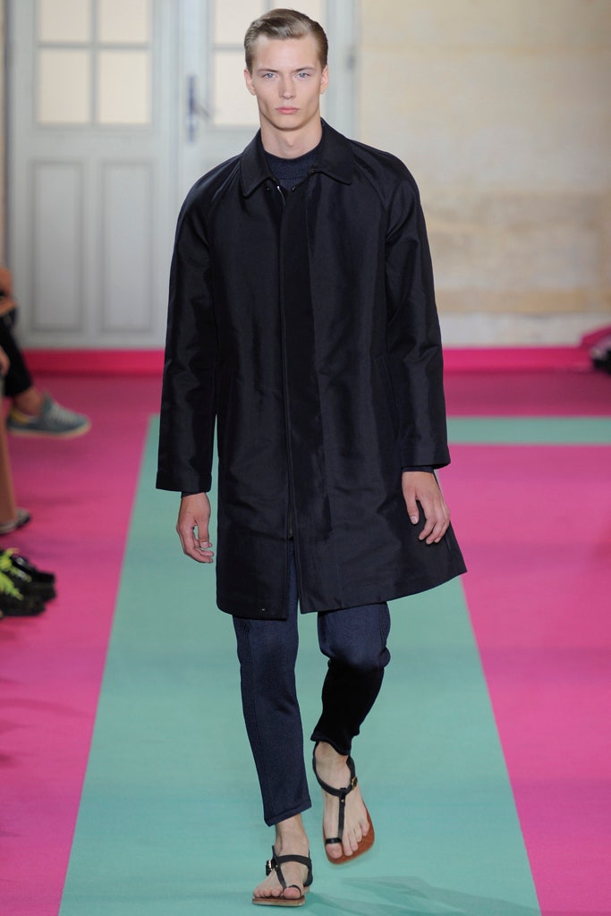 black coat with denim pants