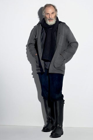 gray relaxed jacket with black scarf