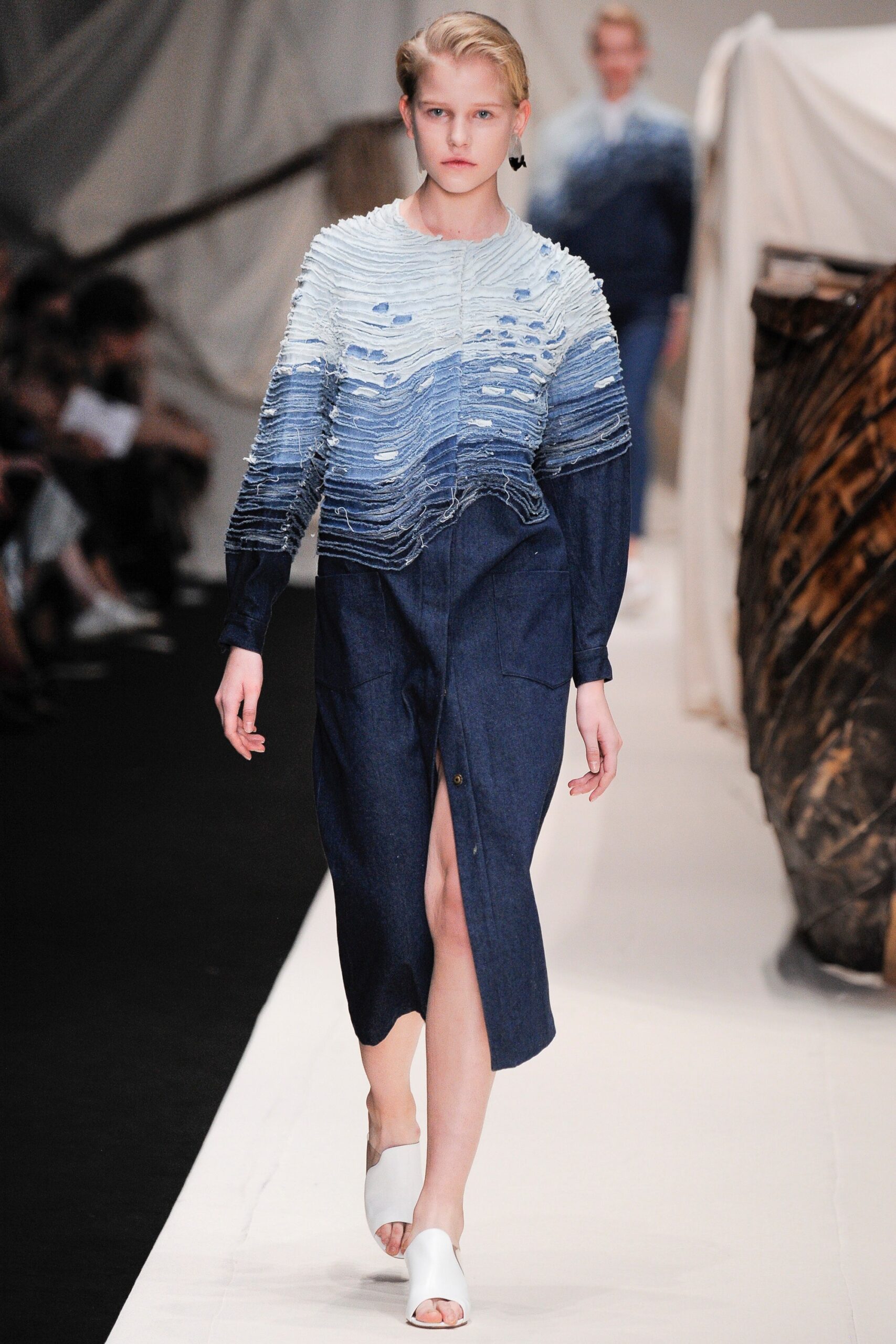 blue denim long-sleeve v-neck relaxed buttoned pleated dress