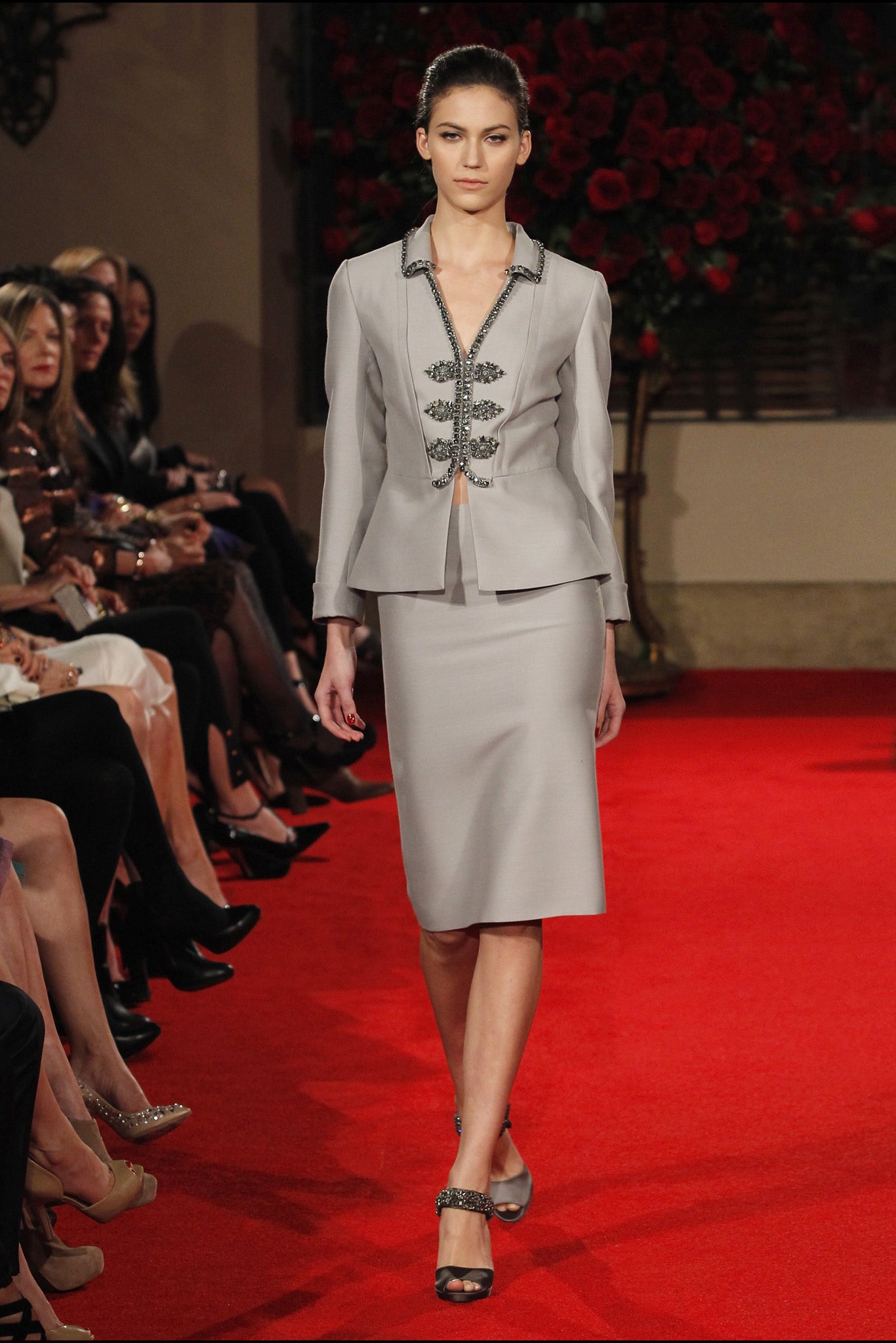 gray silk fitted pencil skirt