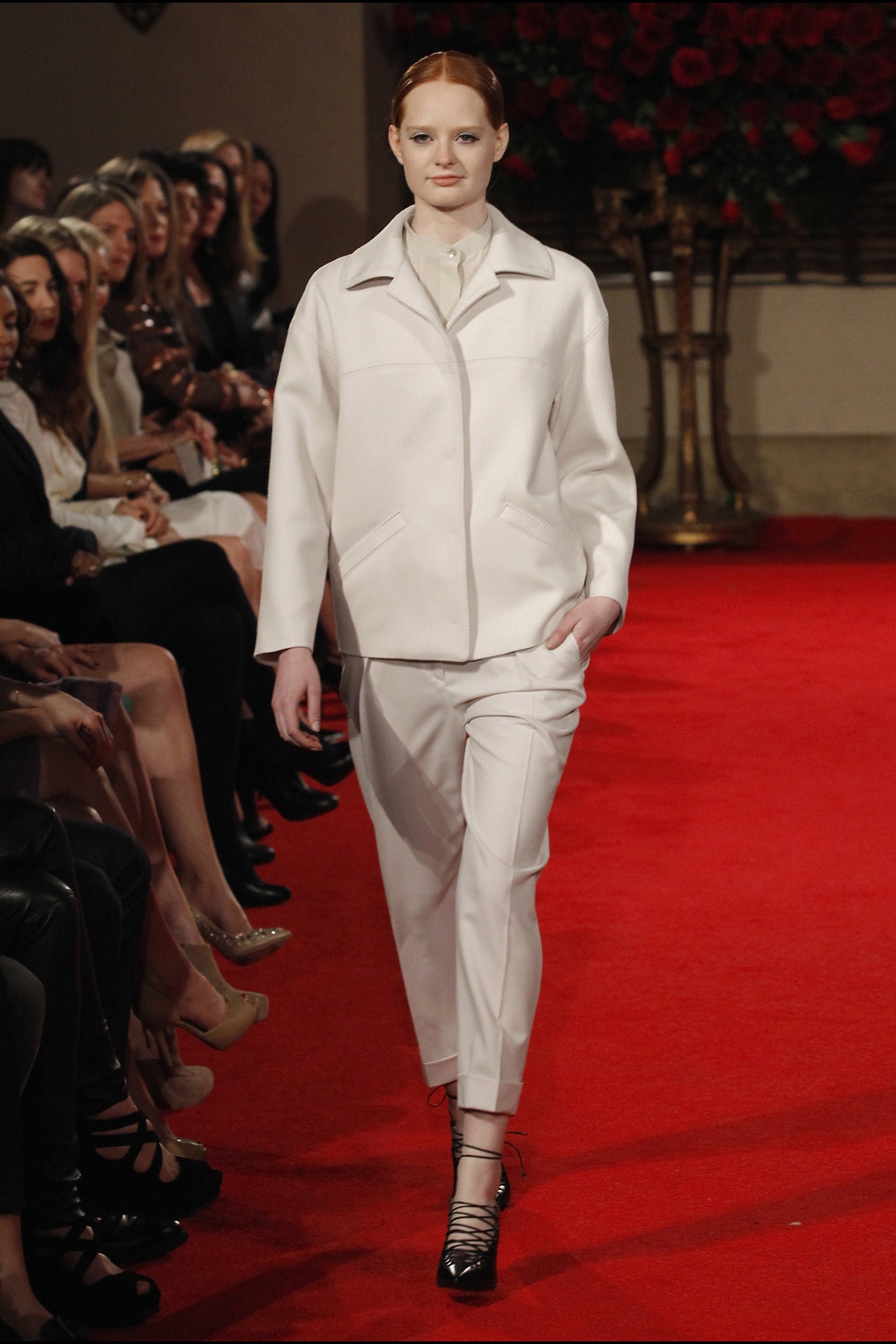 white cotton long-sleeve collared fitted zippered jacket