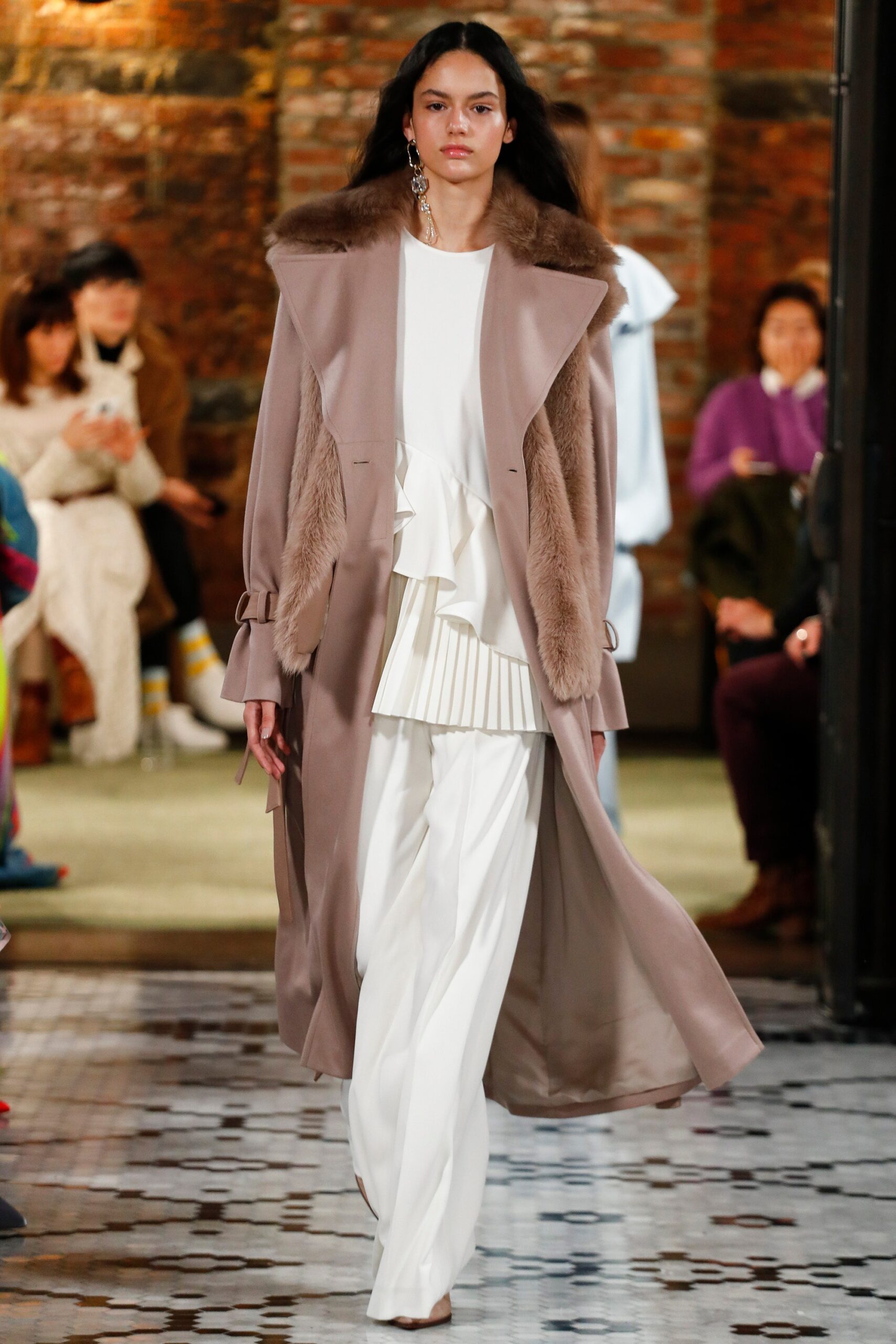 beige wool long-sleeve collared relaxed layered coat
