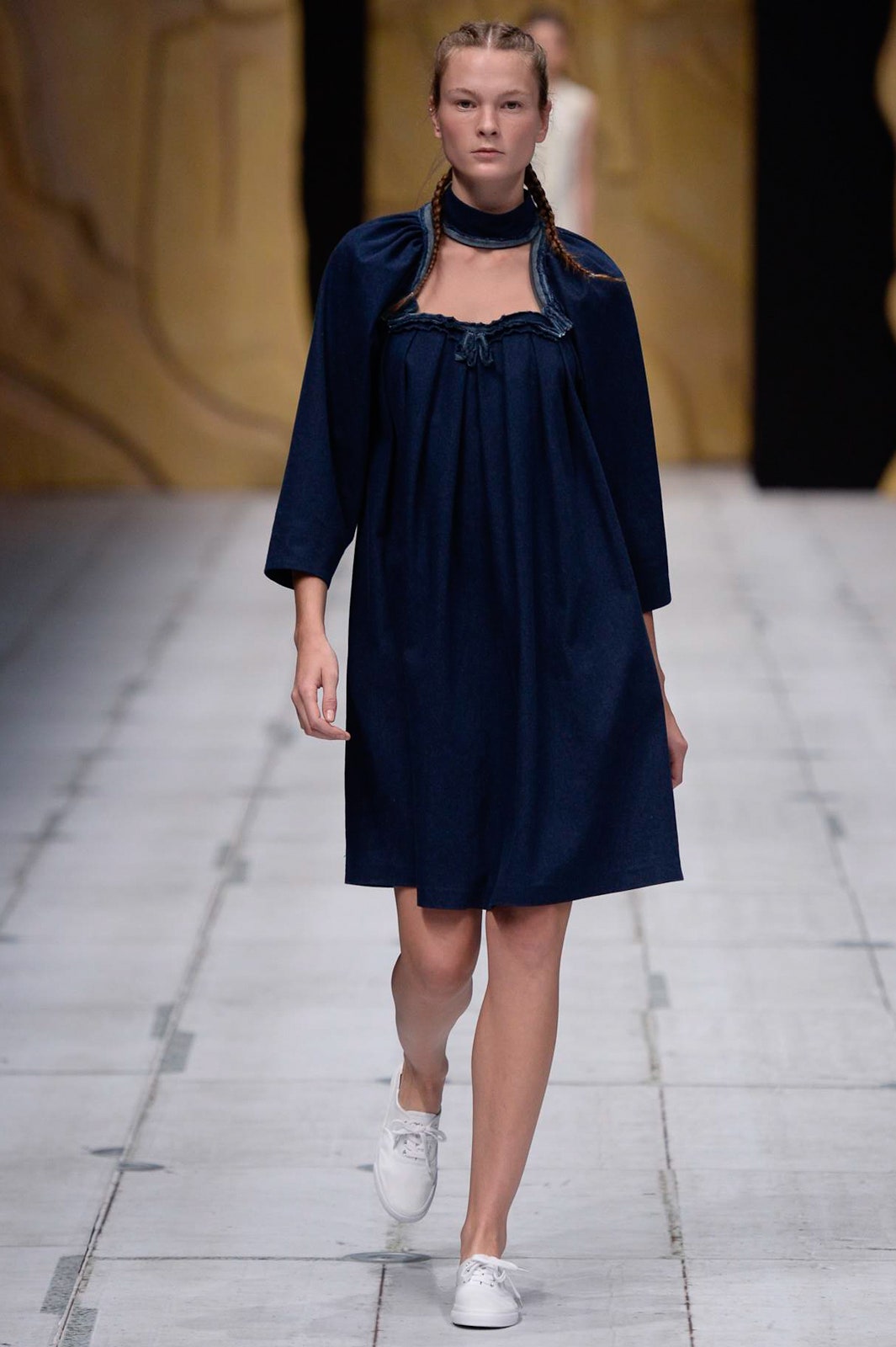 blue relaxed mini dress with white shoes