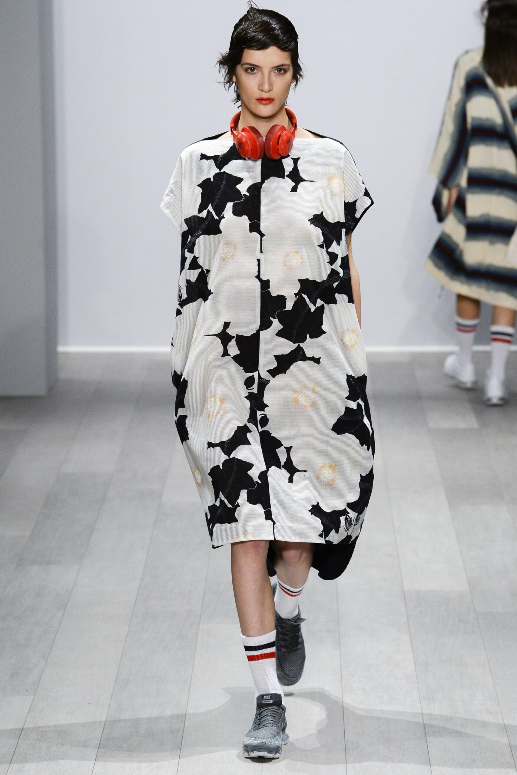black and white printed relaxed dress