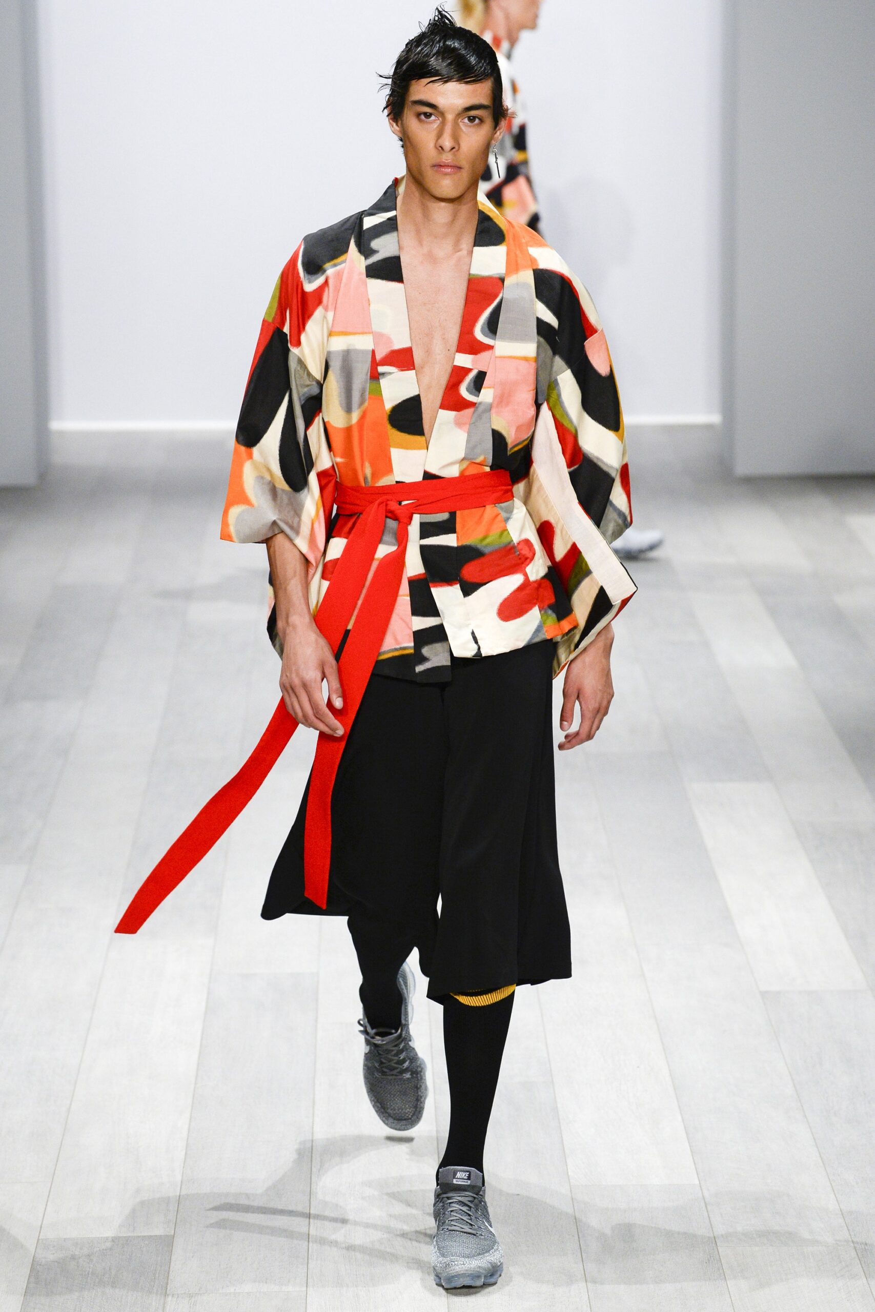 color-blocked relaxed jacket with wide-leg pants