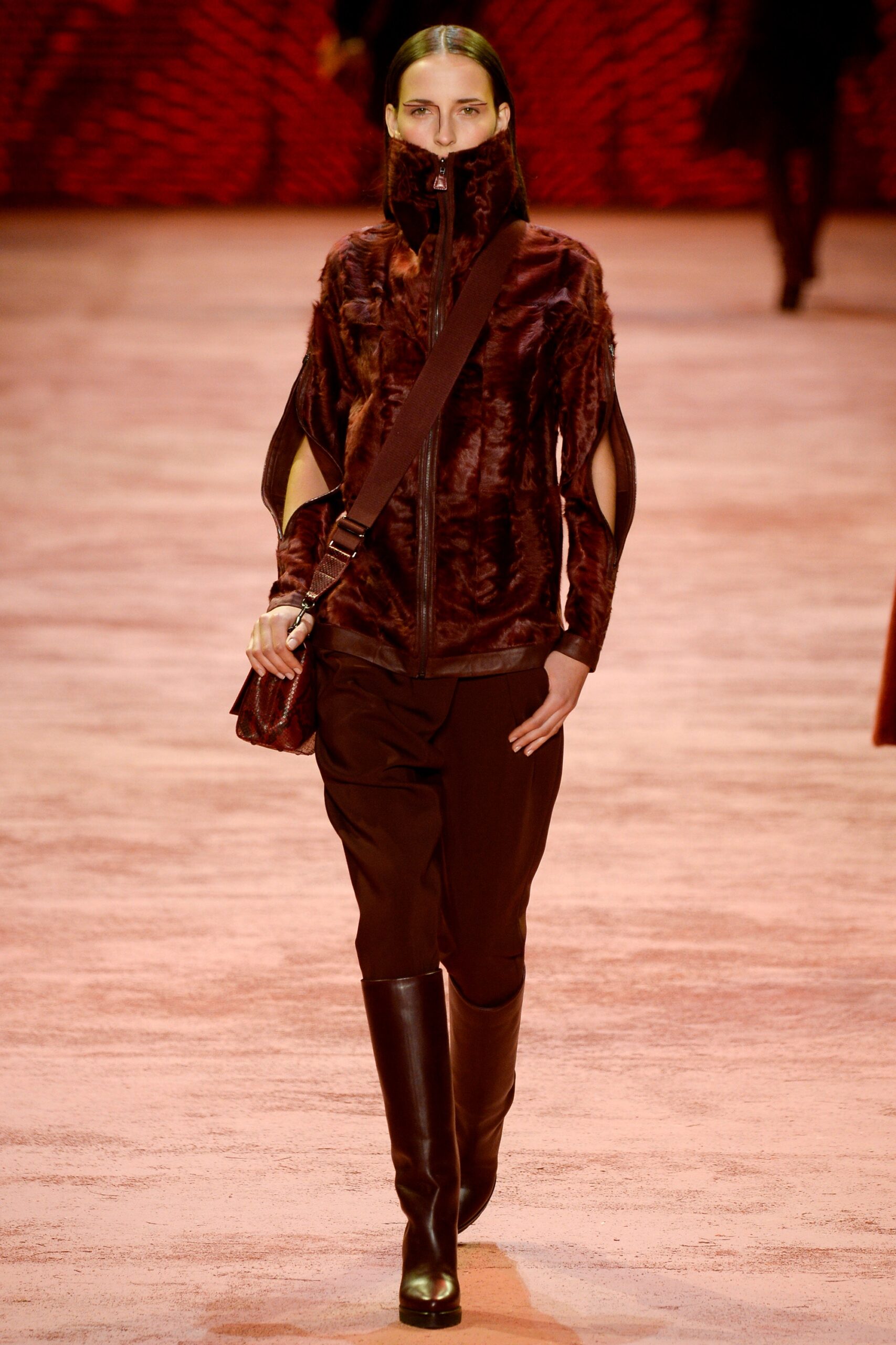 brown fur long-sleeve collared fitted zippered jacket