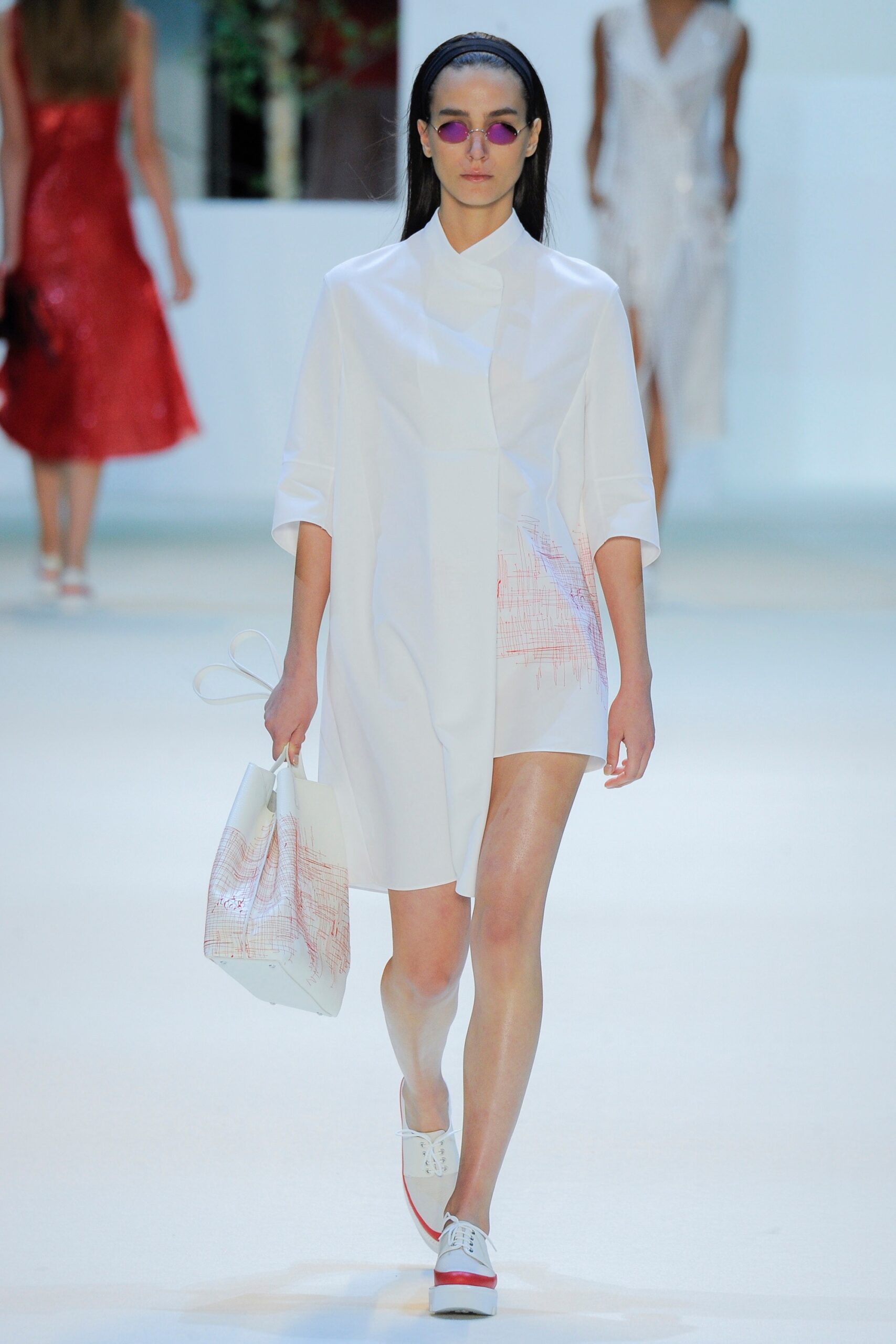 white relaxed shirt-dress