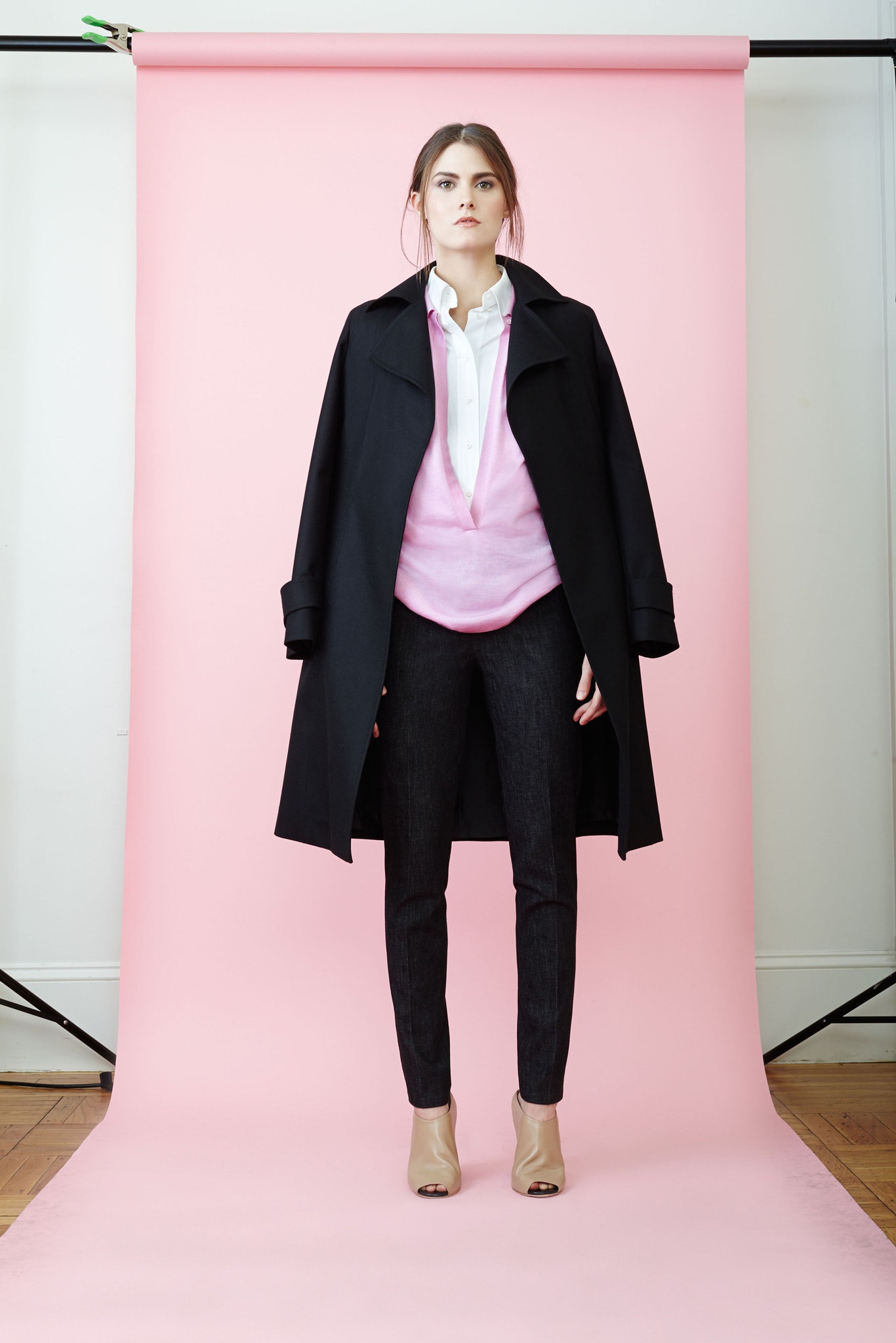 pink cashmere long-sleeve v-neck fitted sweater