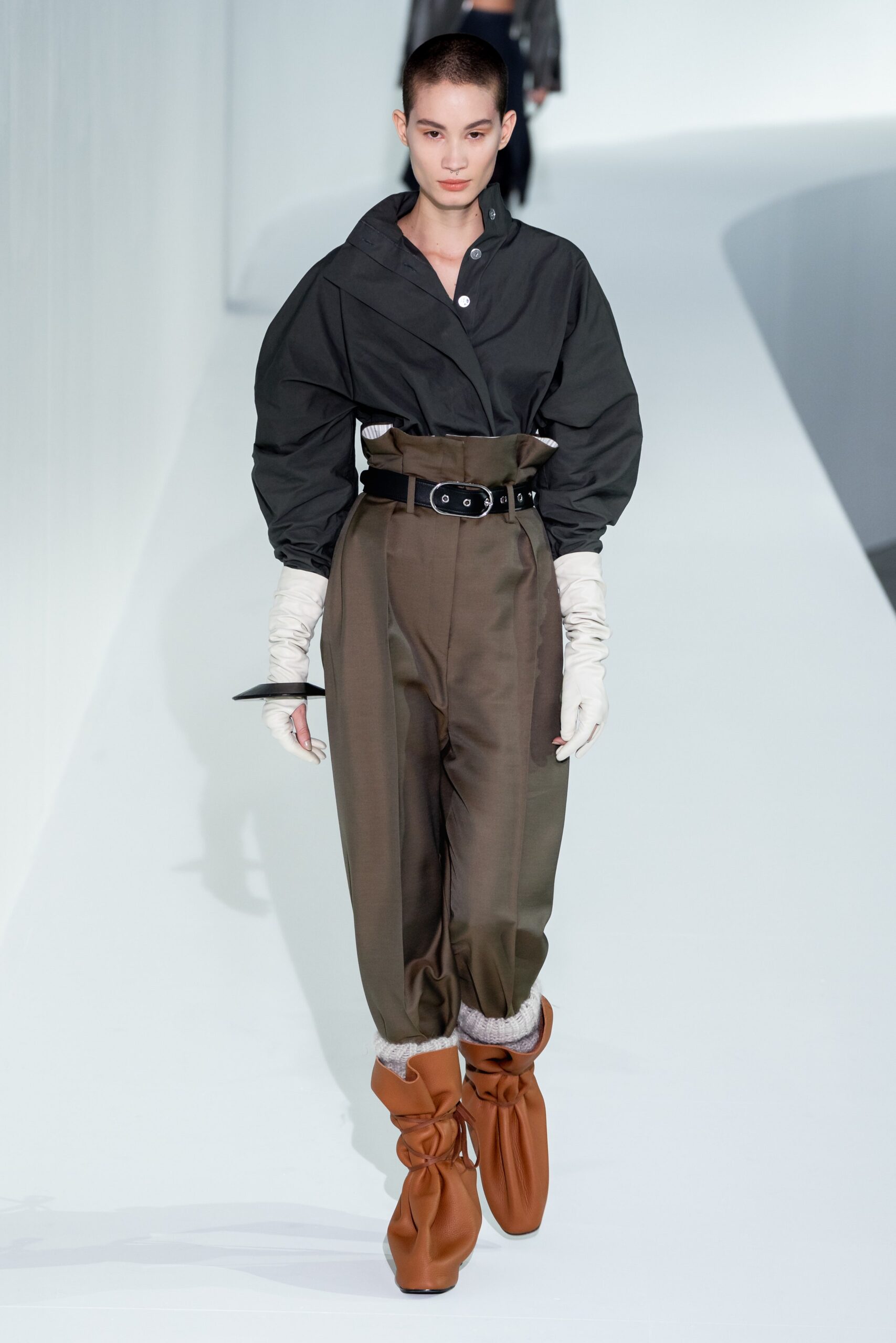 brown leather fitted ruffled boots