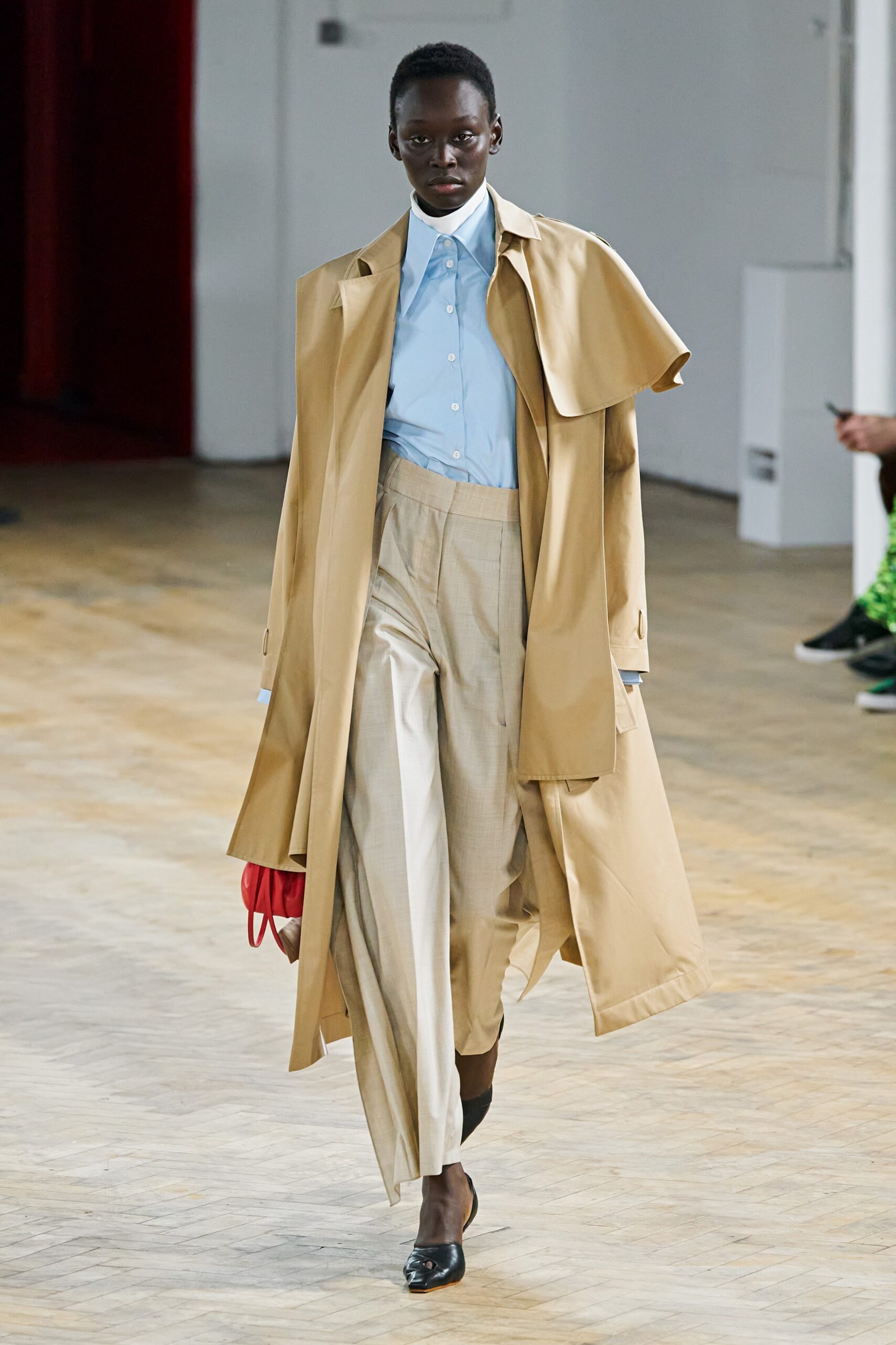 beige cotton long-sleeve collared relaxed buttoned trench