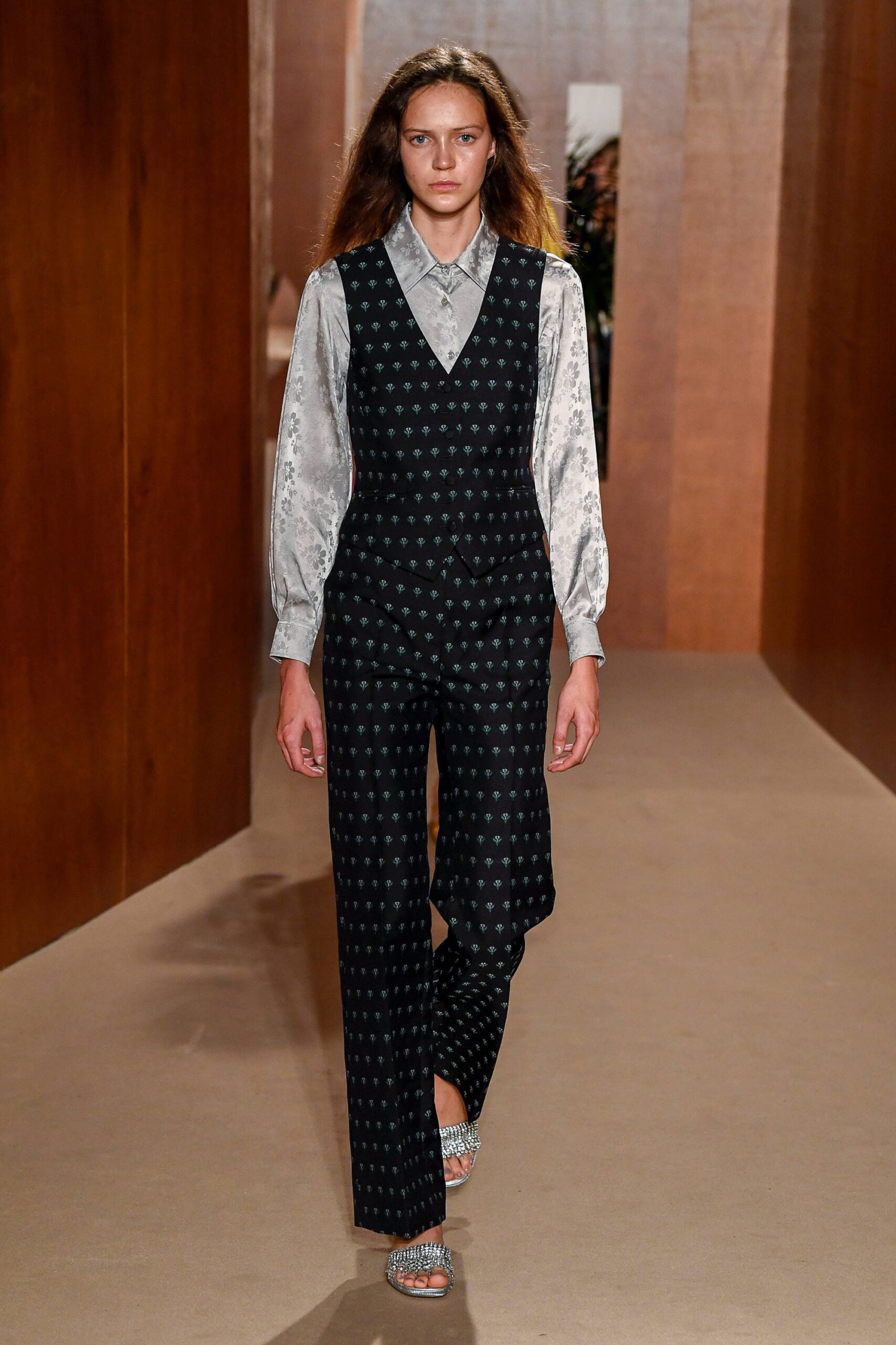 black silk long-sleeve collared fitted buttoned printed vest