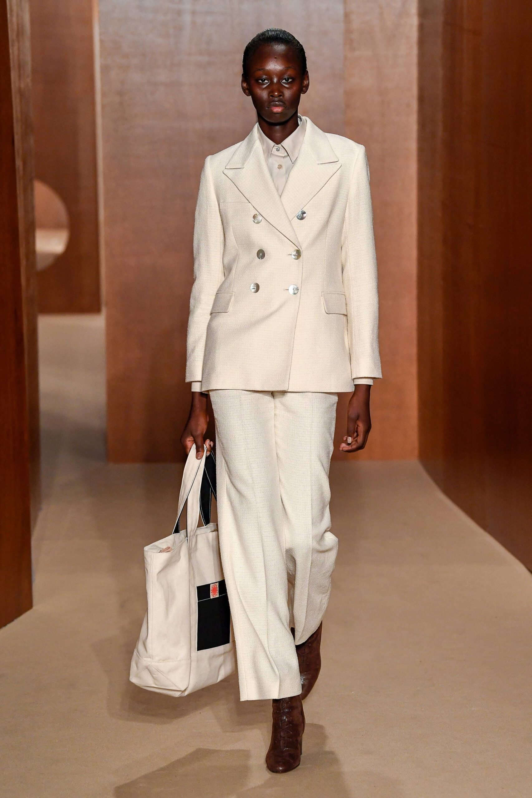 white cotton bag