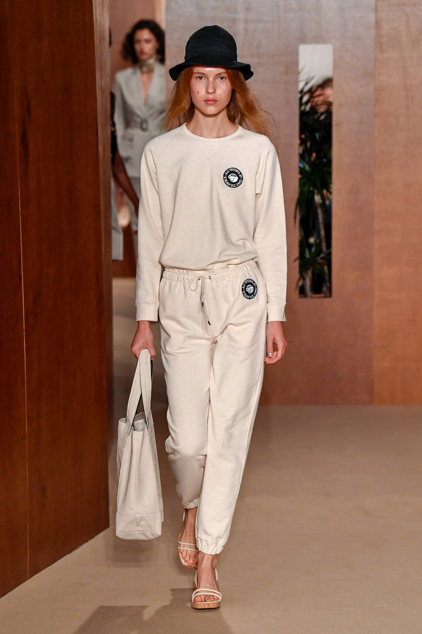 beige relaxed cotton outfit
