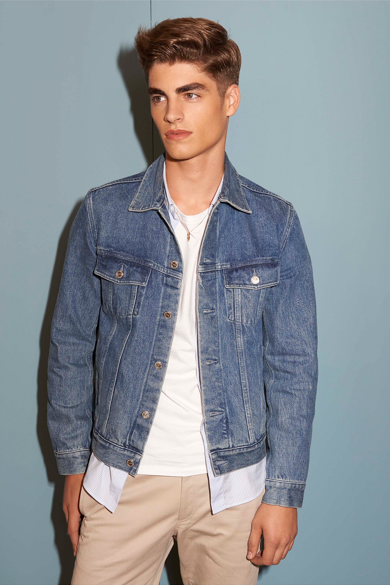 blue denim jacket with white t-shirt