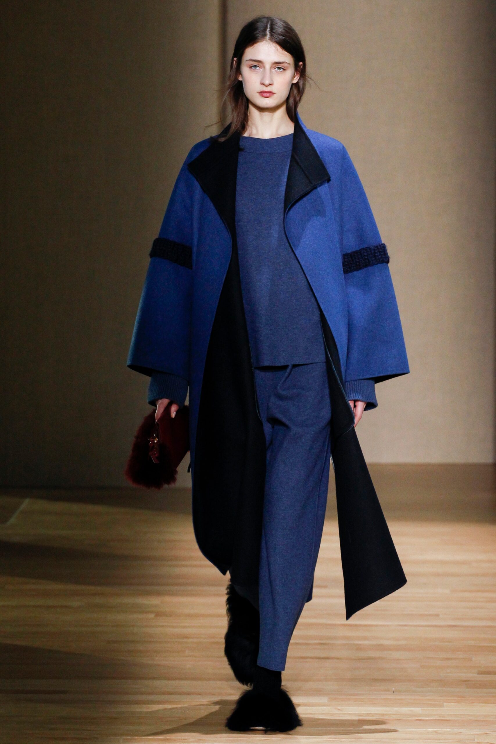 blue wool long-sleeve collared relaxed layered coat
