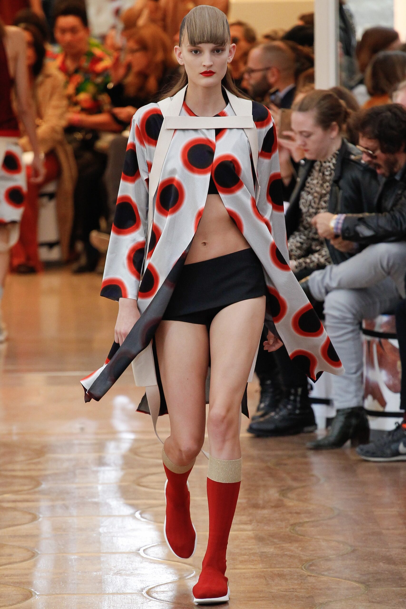 white silk long-sleeve collared relaxed color-blocked coat