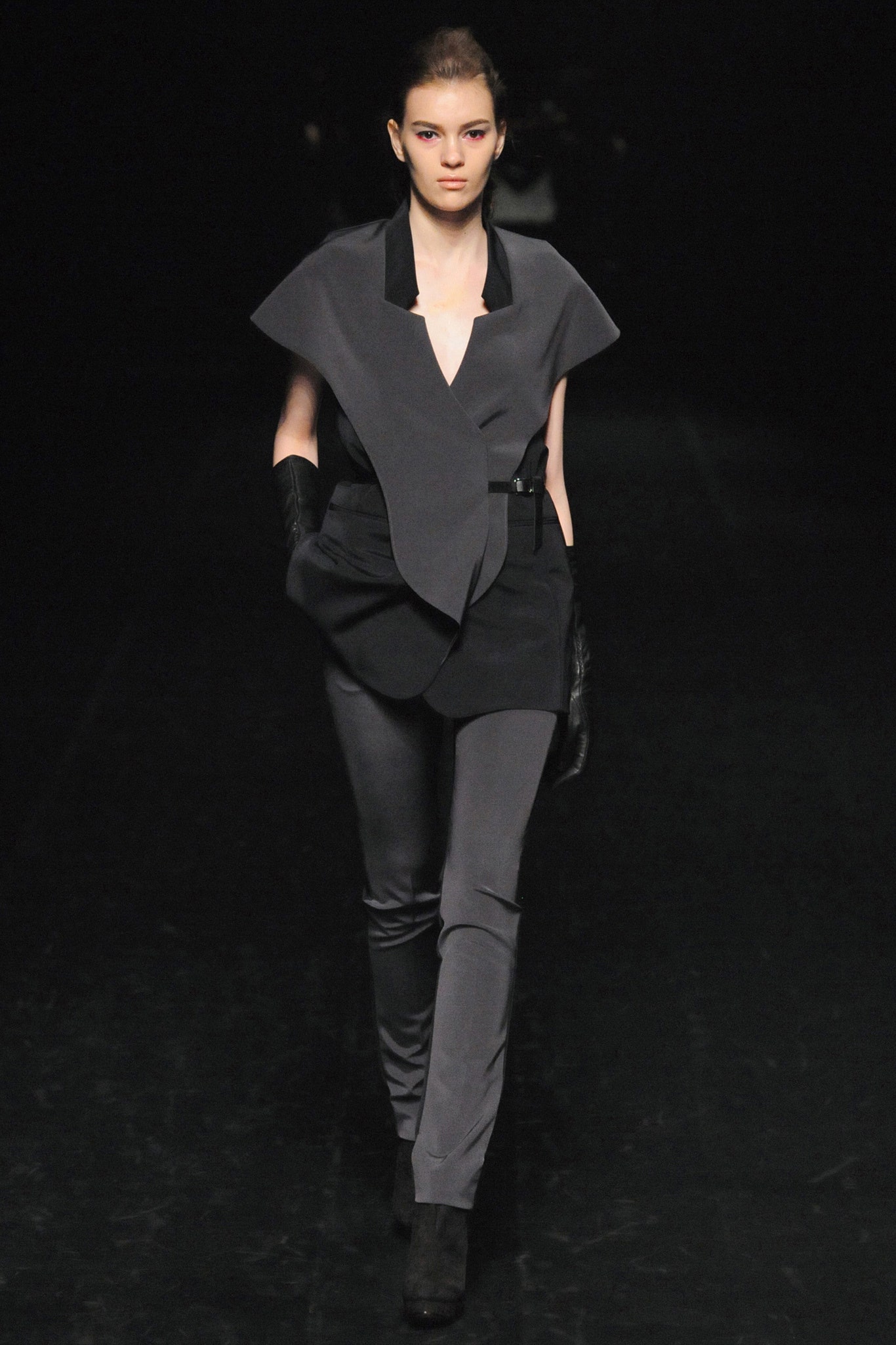 gray fitted blazer with black pants