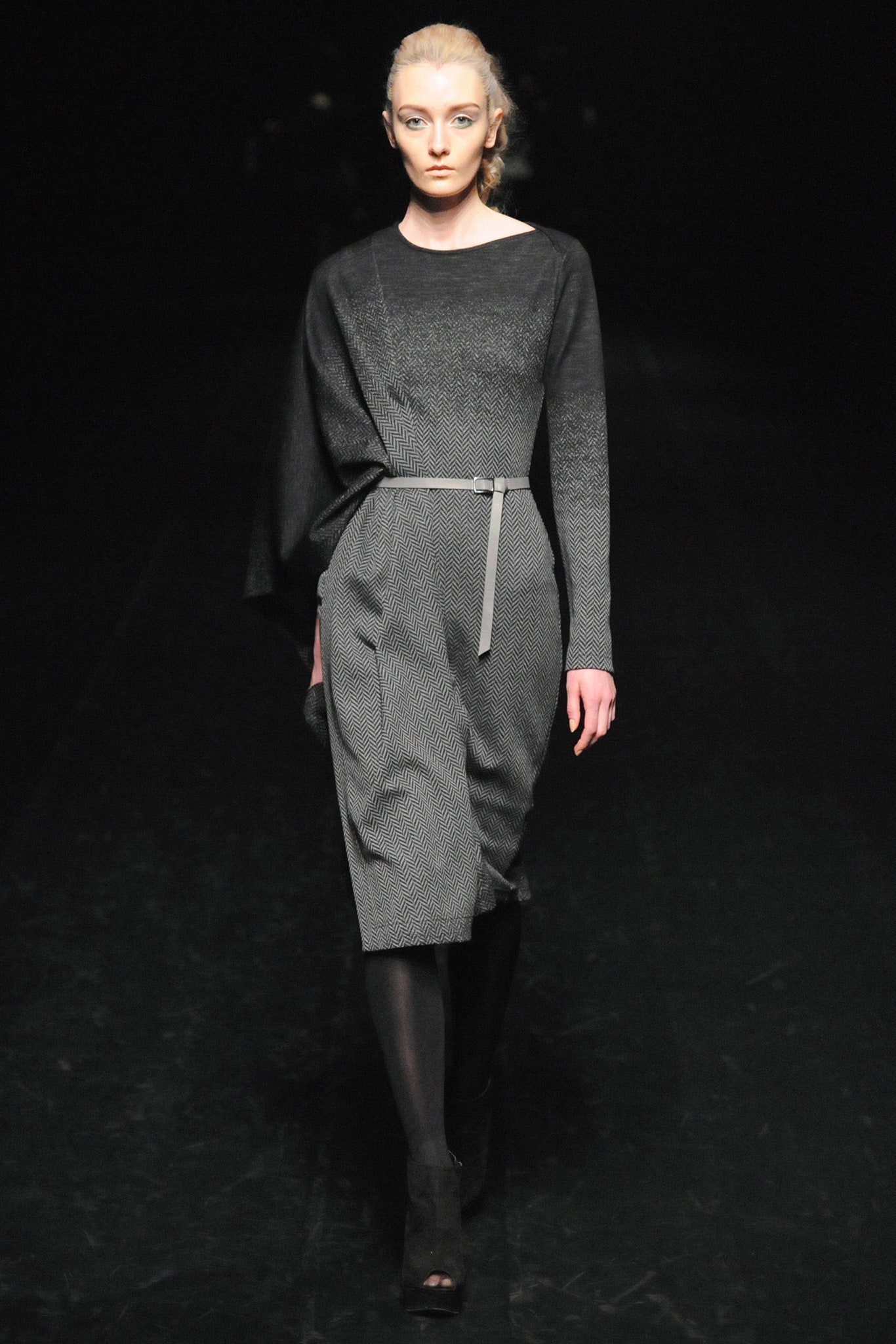 black gray fitted midi dress