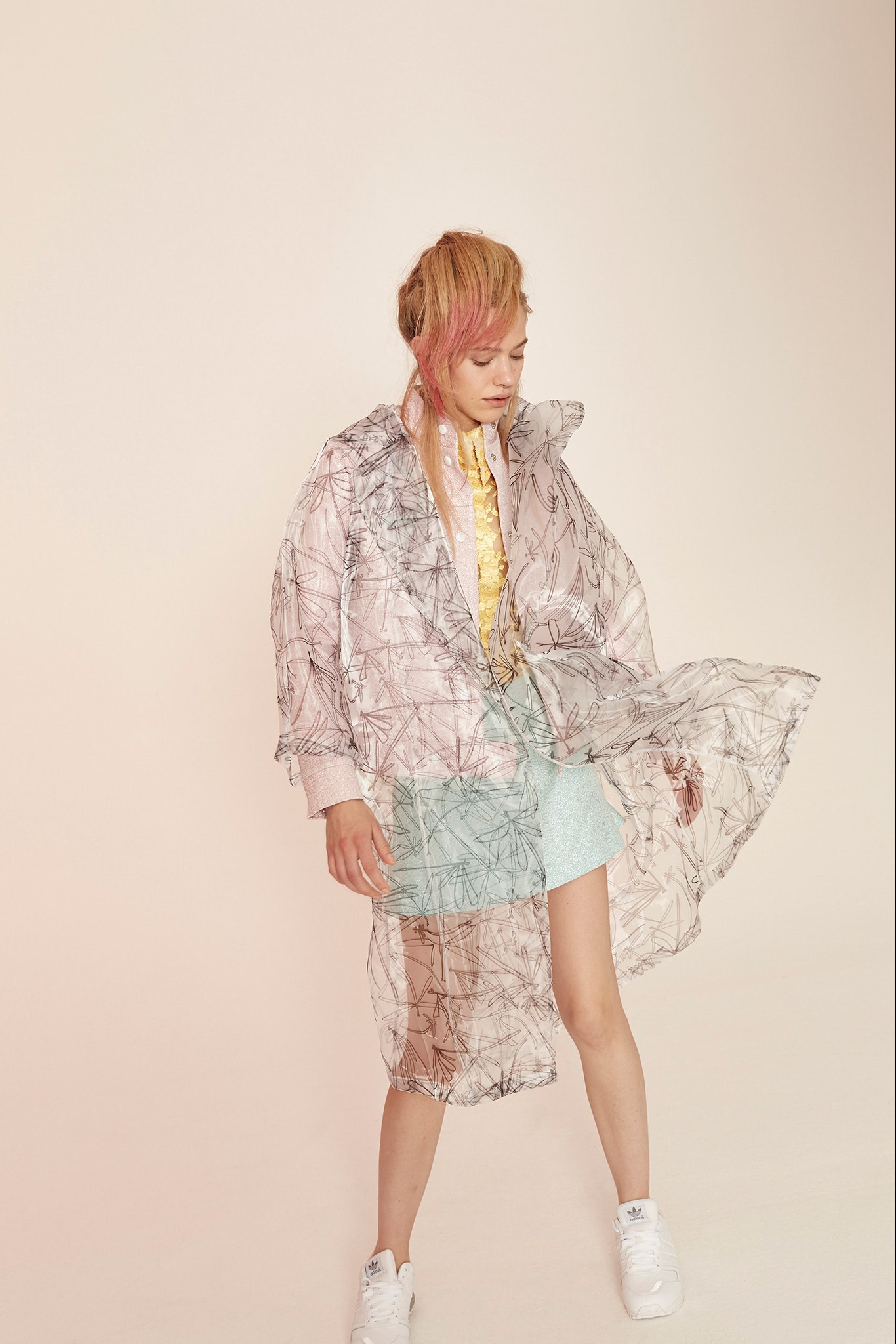 white chiffon long-sleeve collared relaxed layered printed coat