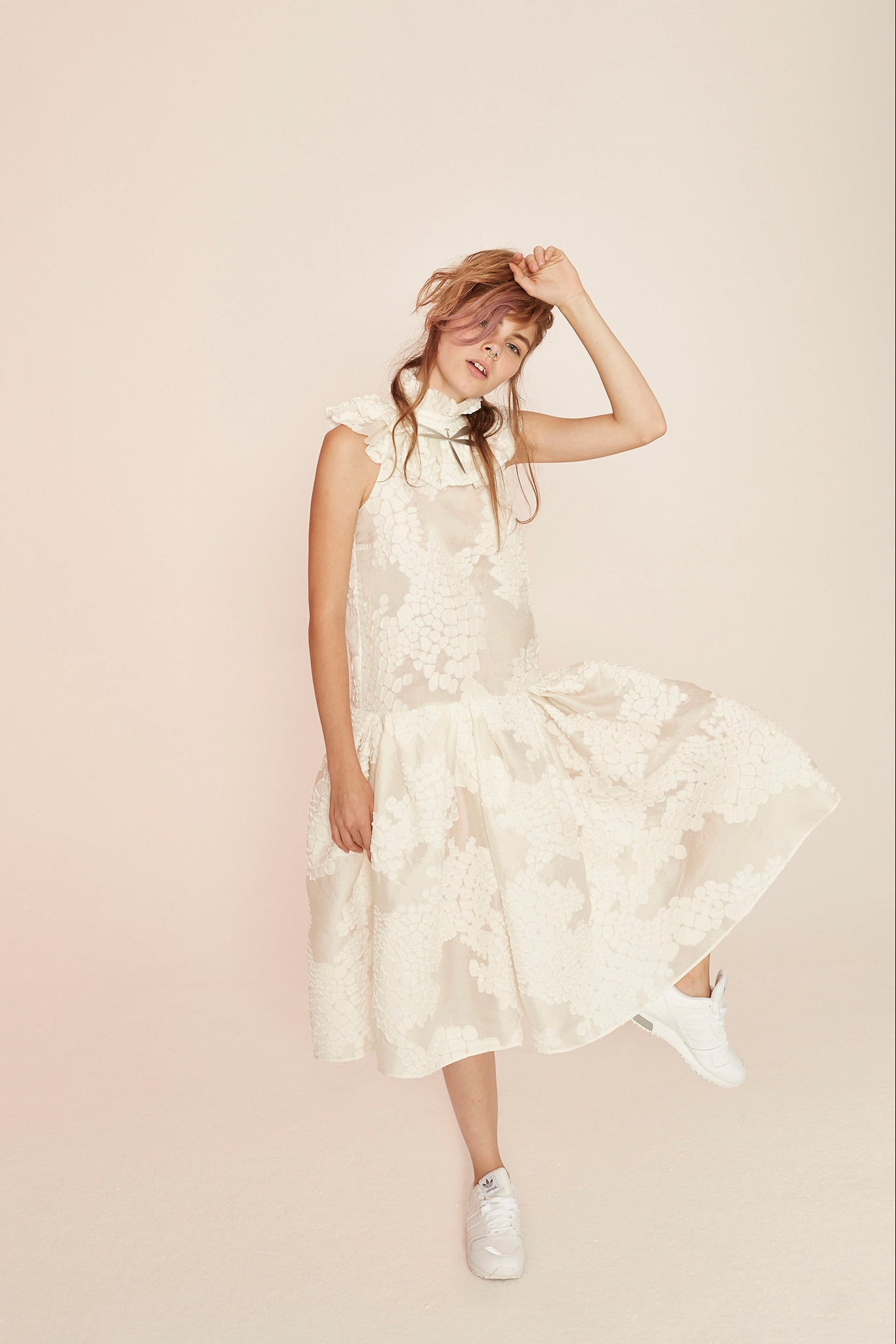 white floral midi dress with sneakers