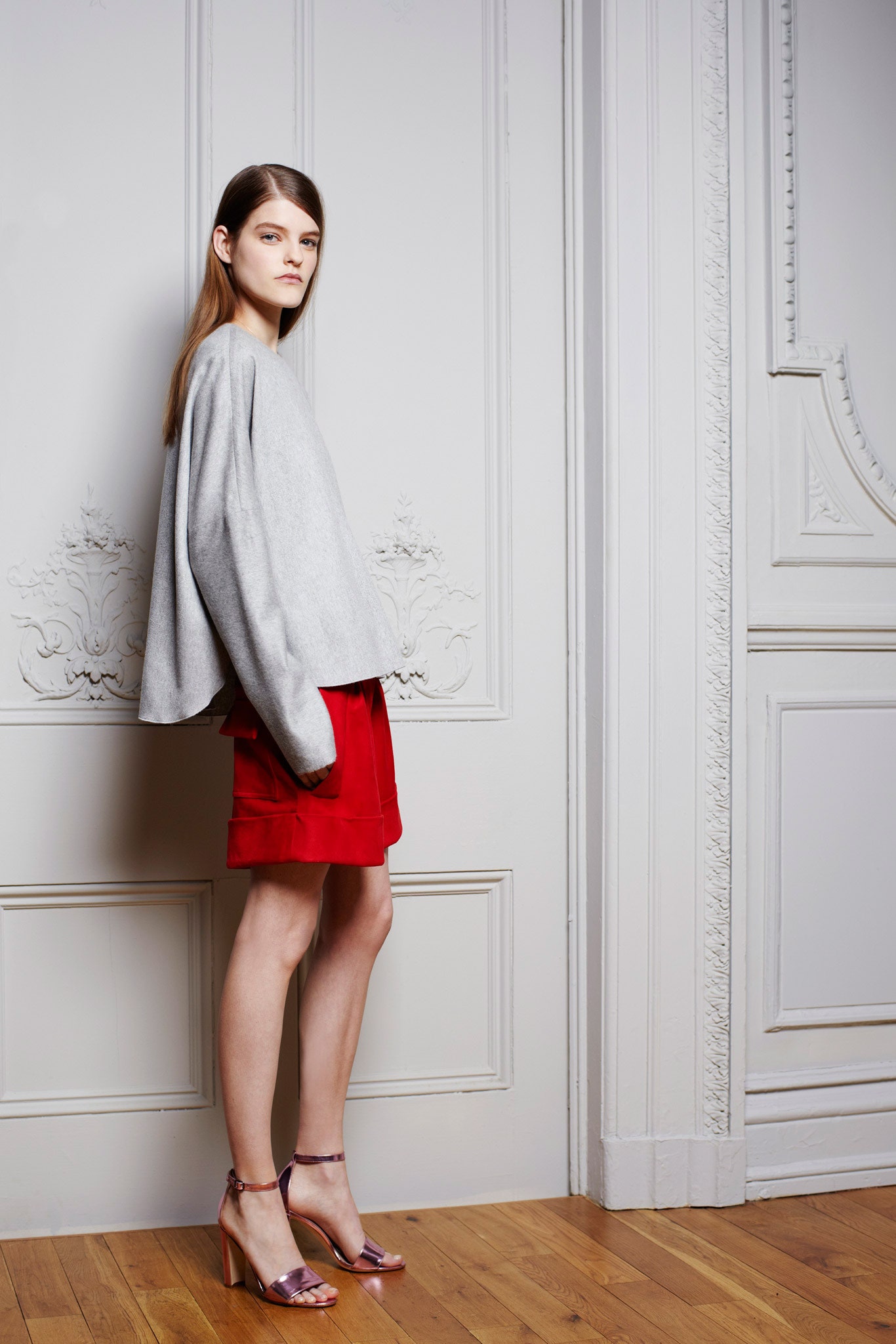 gray wool long-sleeve scoop-neck oversized top