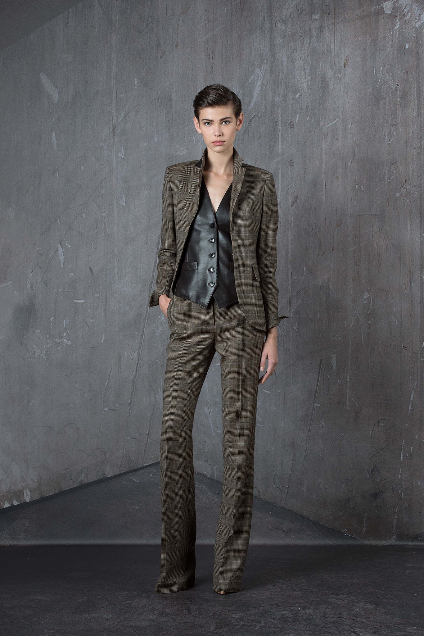 brown wool long-sleeve collared tailored buttoned straight-leg suit